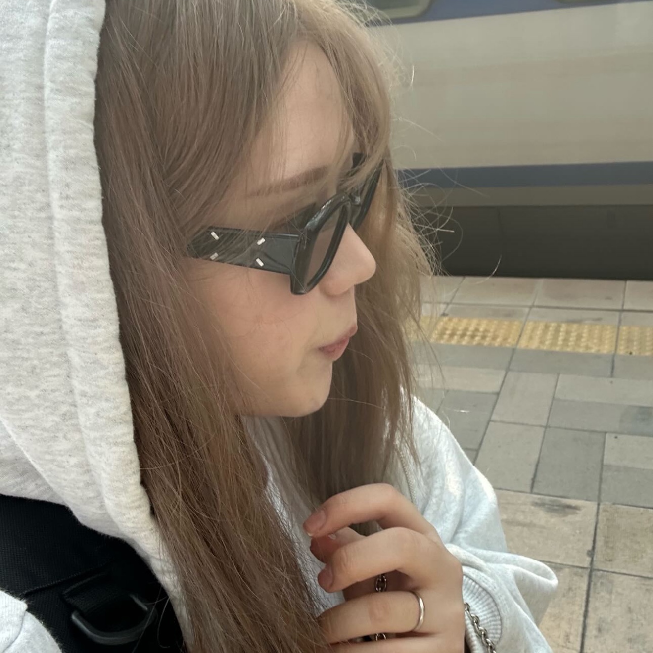 Gentle Monster x Maison Margiela MM106 Black Black, Stussy Flipped Zip Hoodie Ash Heather 착용 스타일 - 1