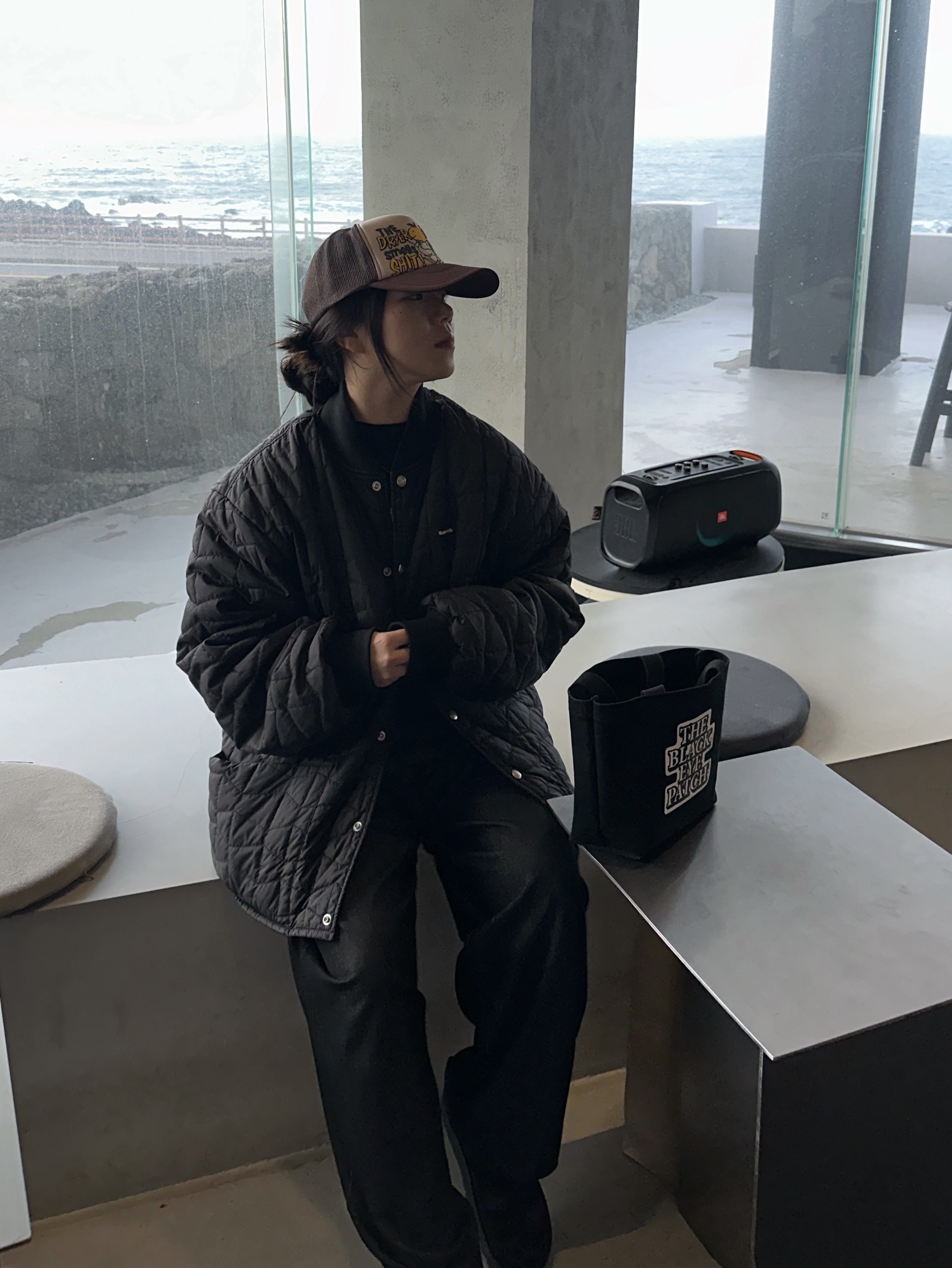 Kapital Kountry Dirty Shrink Truck Cap Kinari Brown, Verdy Wasted Youth Quilt Puff Jacket Black 착용 스타일 - 2