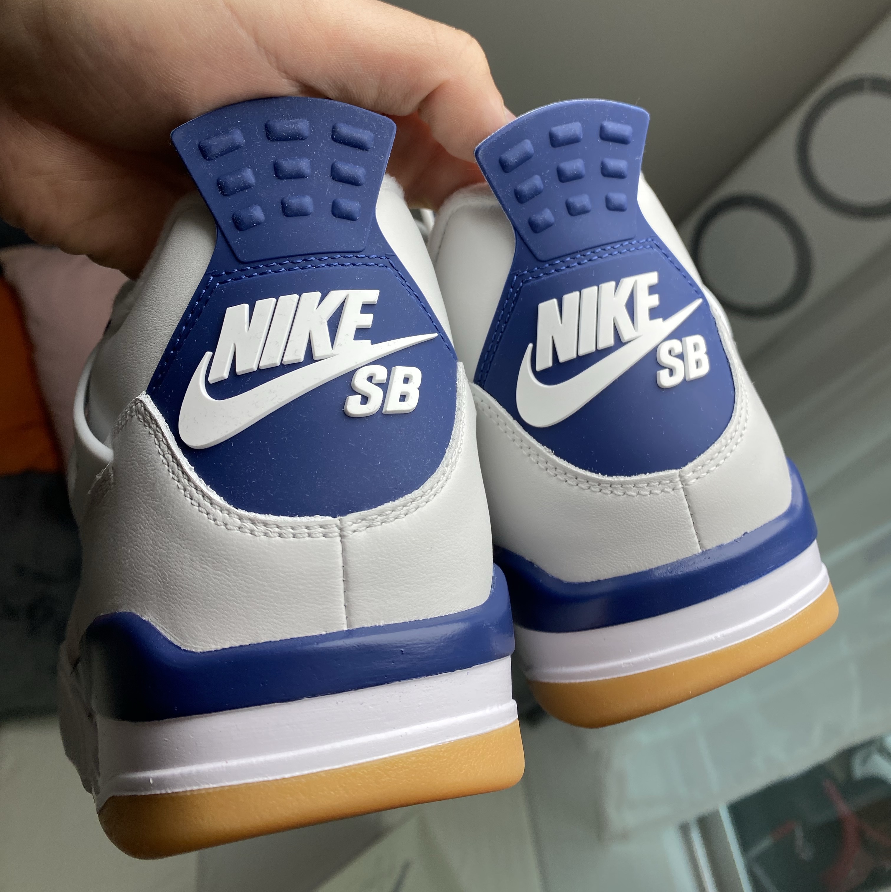 Jordan 4 x Nike SB Retro SP Navy 착용 스타일 - 2