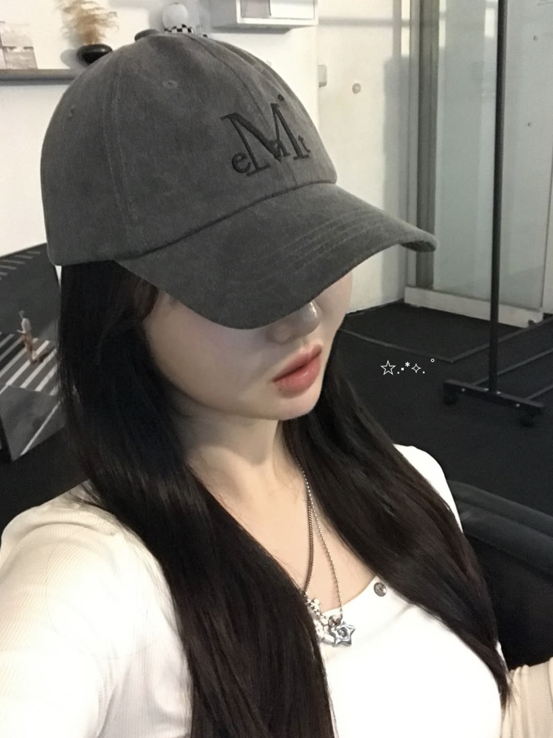 MUCENT Signature Ballcap Dyeing Gray Denim 착용 스타일 - 2
