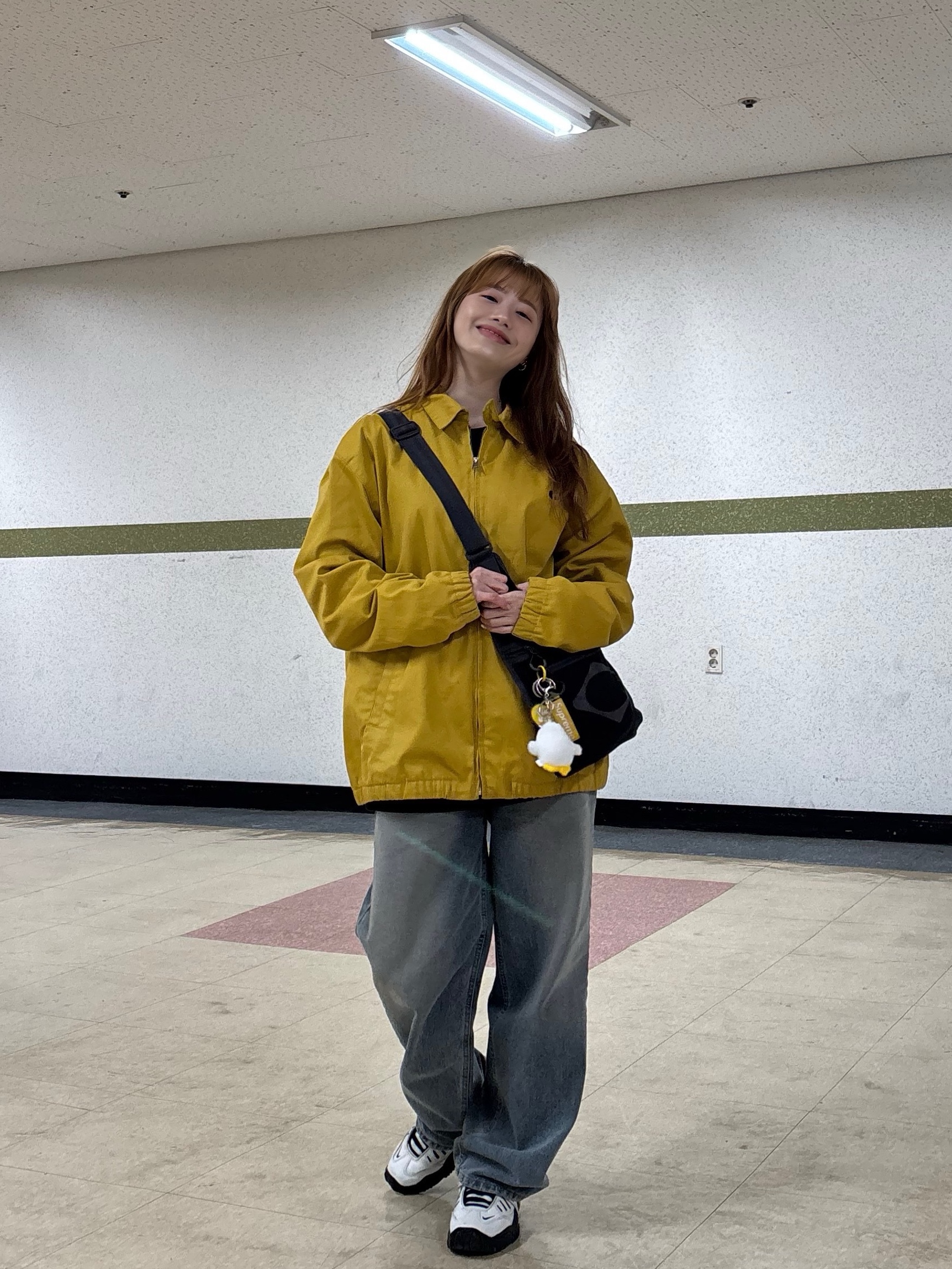 Nike x Ambush Air Adjust Force SP Summit White and Black, Supreme Webbing Keychain Yellow Camo - 23SS 착용 스타일 - 2