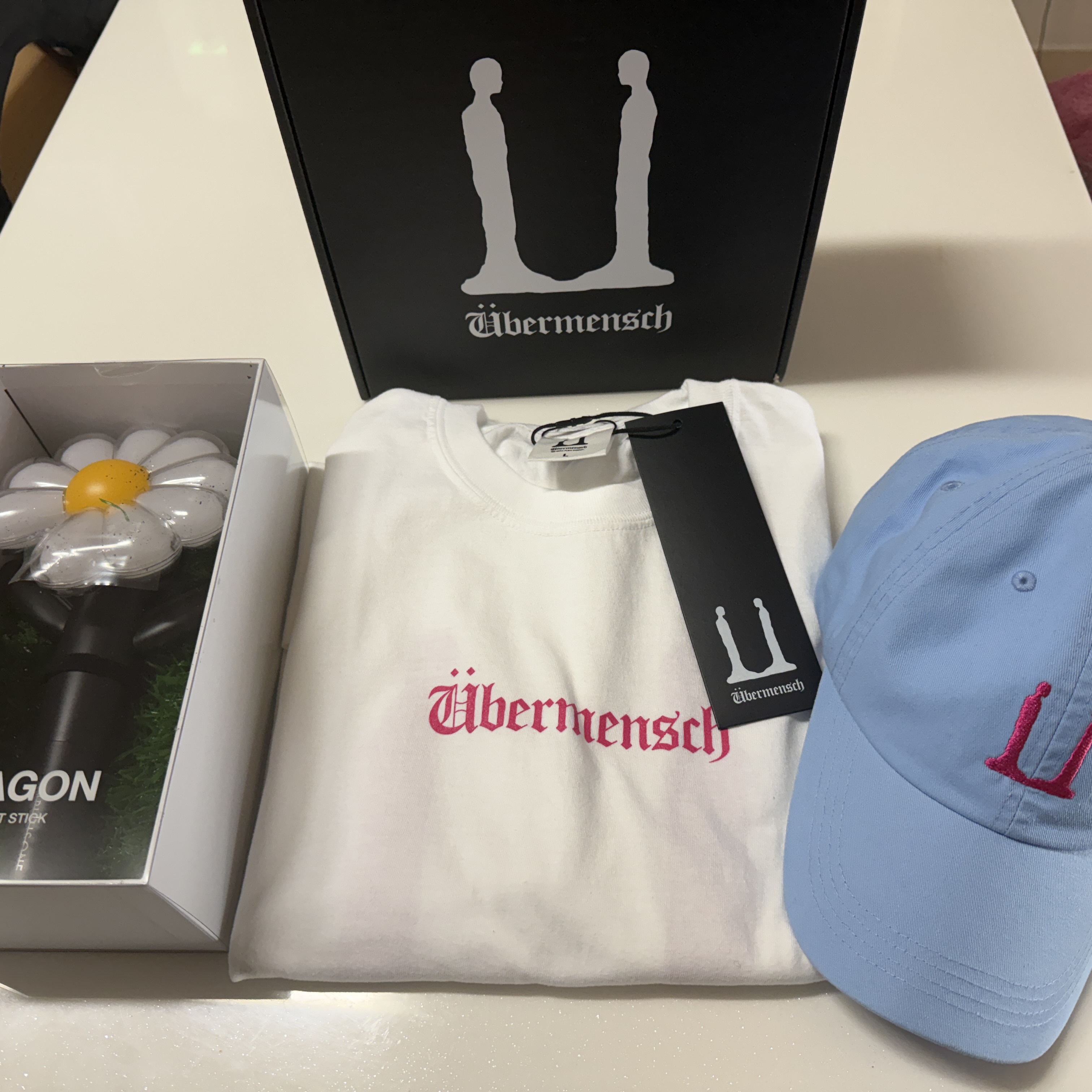 G-DRAGON Ubermensch Cap Sky Blue, Undermycar Mu.03 Anti Fxxking Logo Play Oversized Sweat Jogger Melange Gray 착용 스타일 - 2