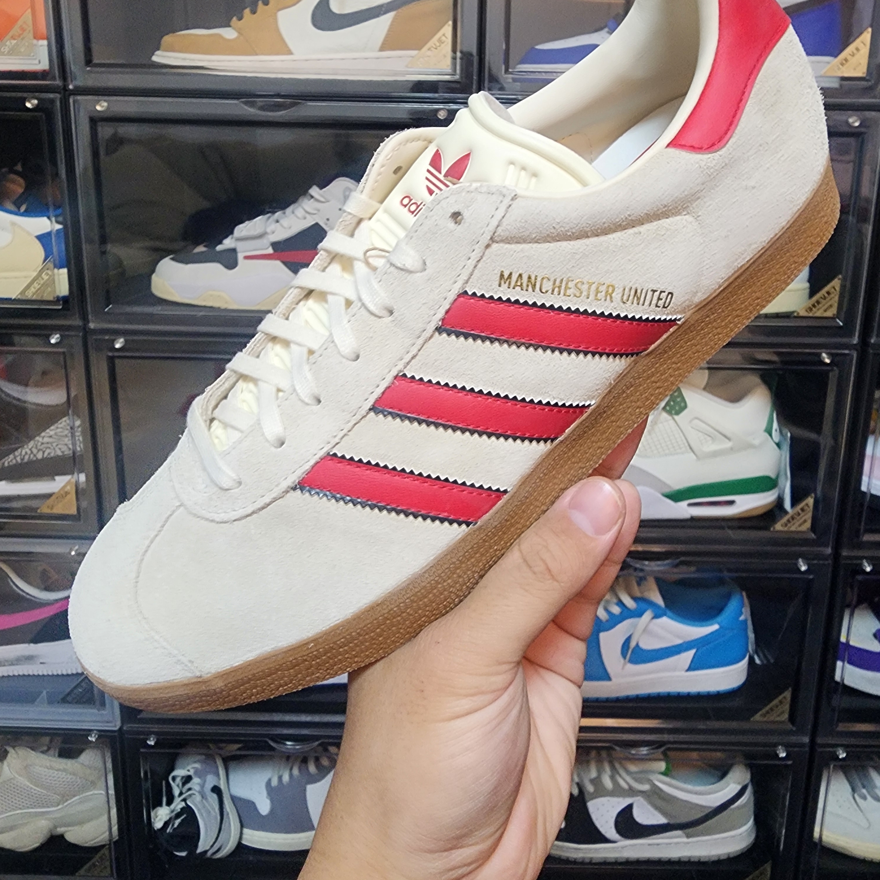 Adidas Manchester United Terrace Icon Cream White Mufc Red 착용 스타일 - 1