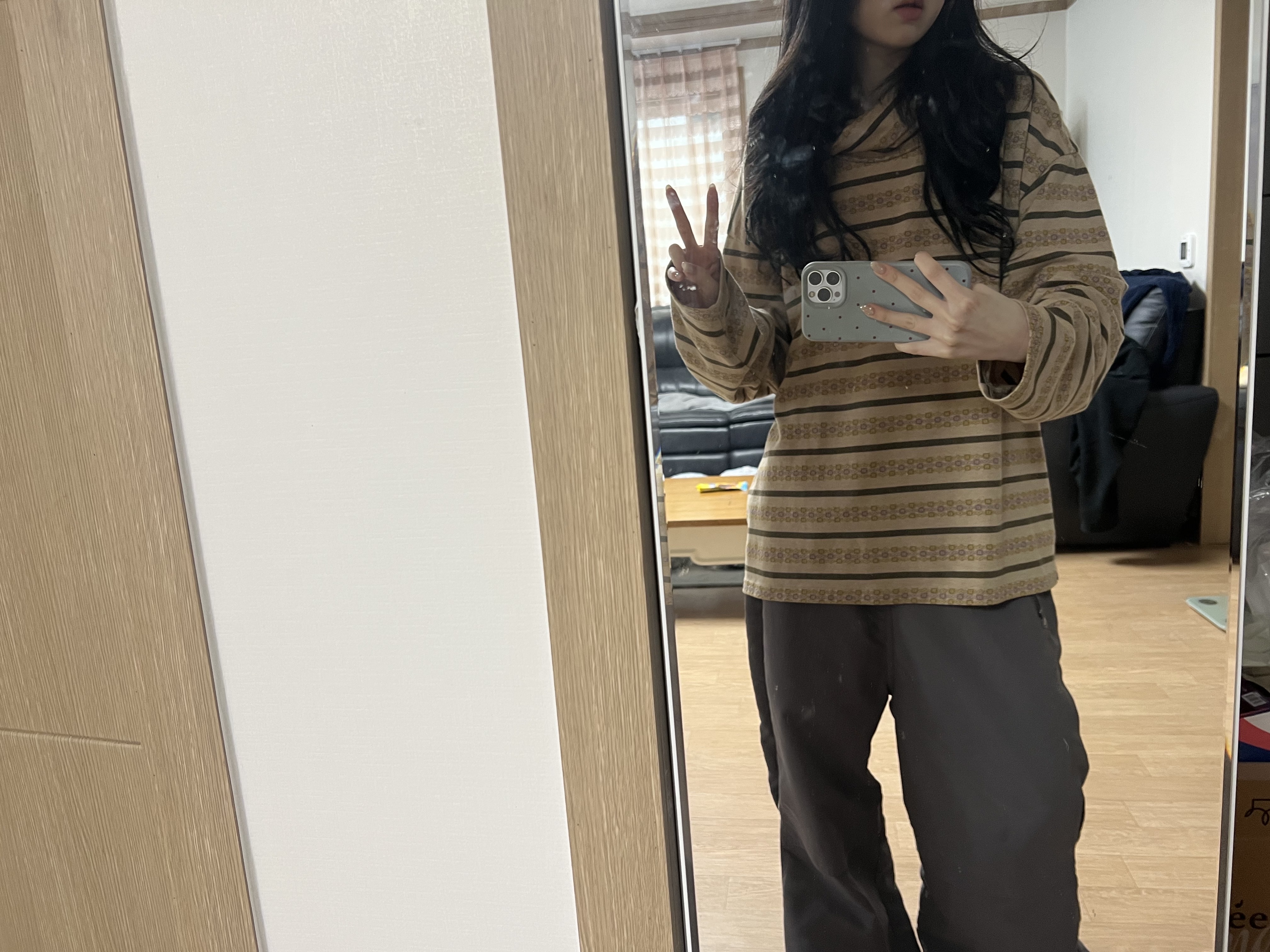 Kapital Sunrise Jacquard Striped Jersey Baggy High Neck Long Sleeve Beige Khaki 착용 스타일 - 1