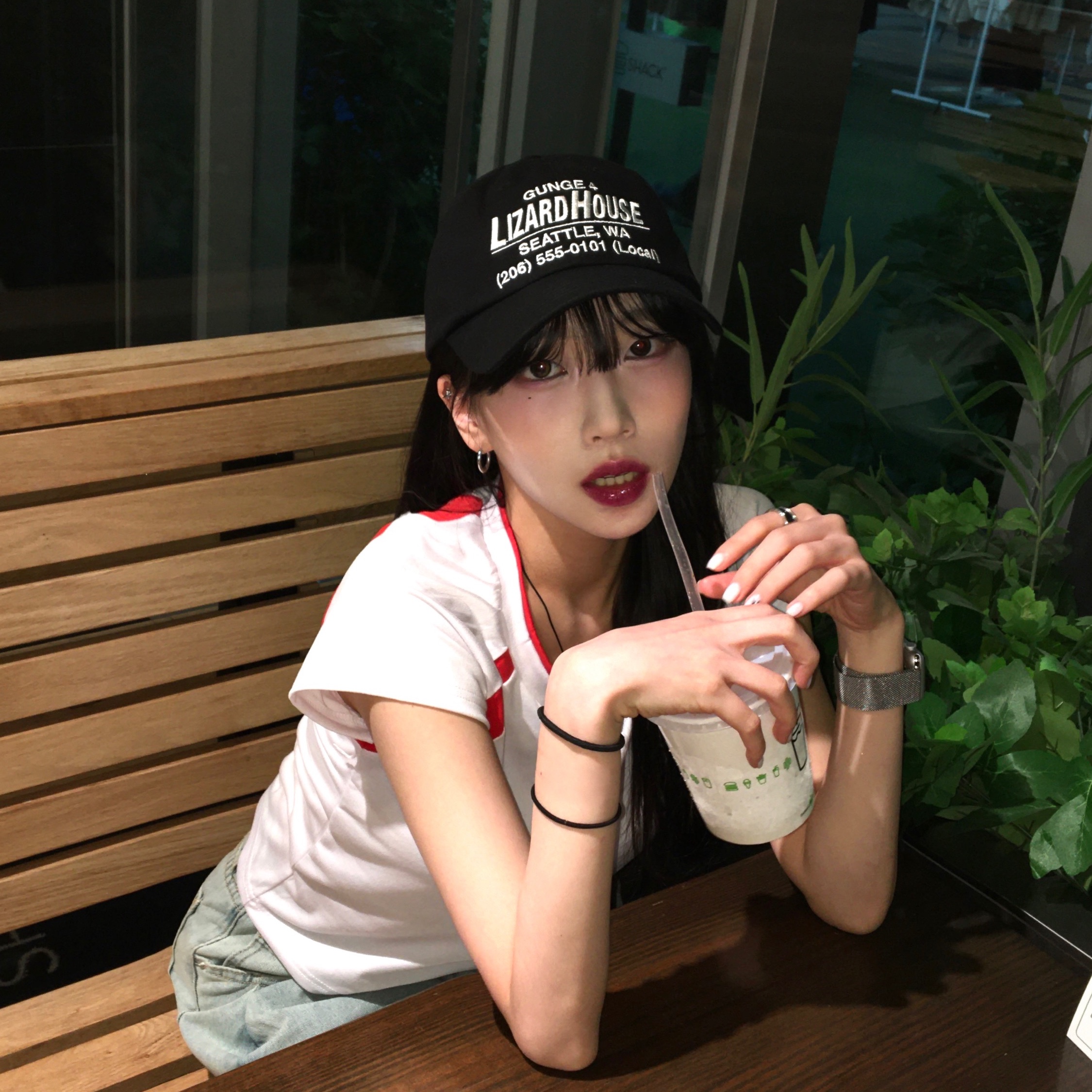 DEFYCLUBROBBERS Lizard House 착용 스타일 - 1