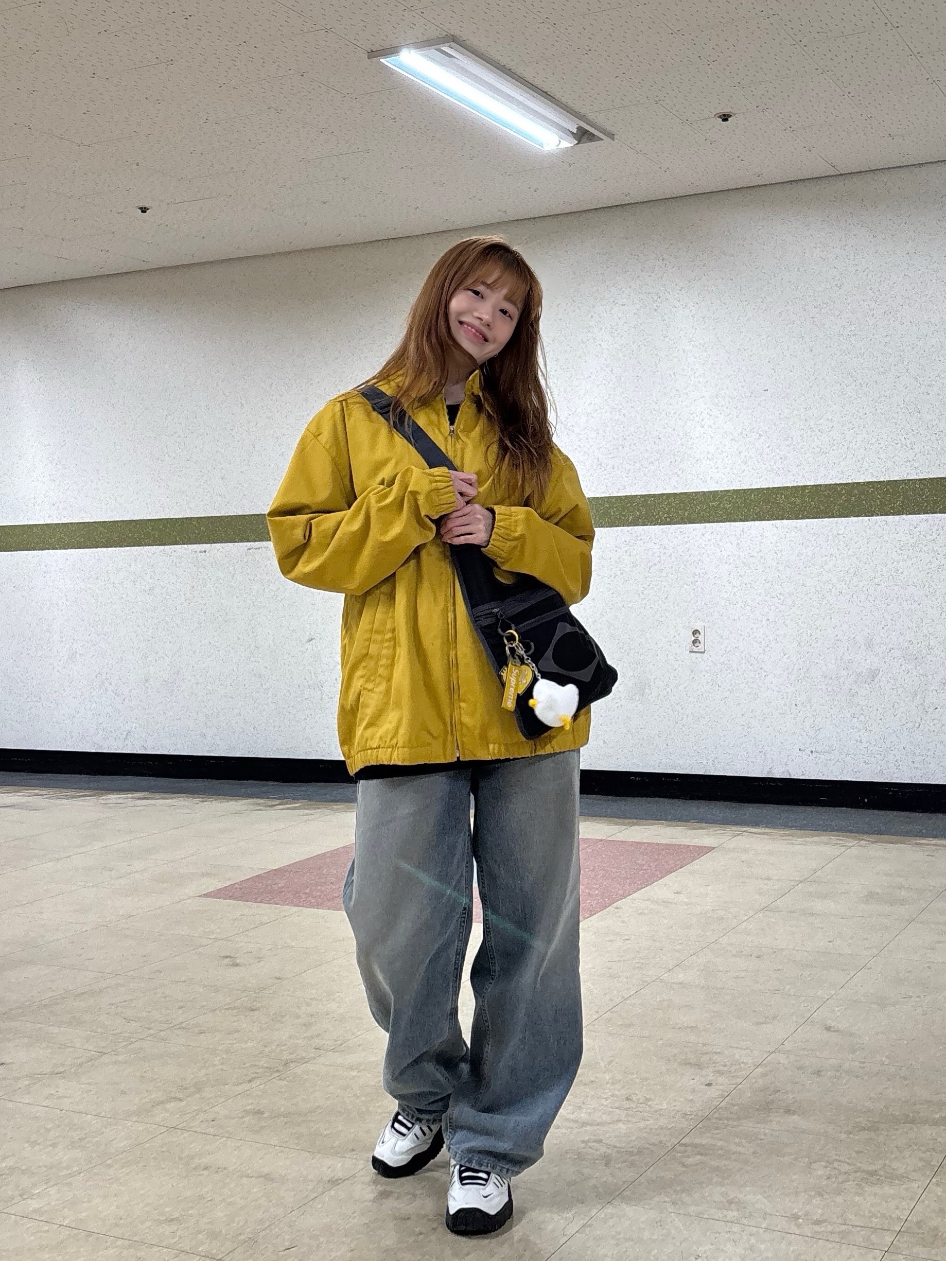 Nike x Ambush Air Adjust Force SP Summit White and Black, Supreme Webbing Keychain Yellow Camo - 23SS 착용 스타일 - 3