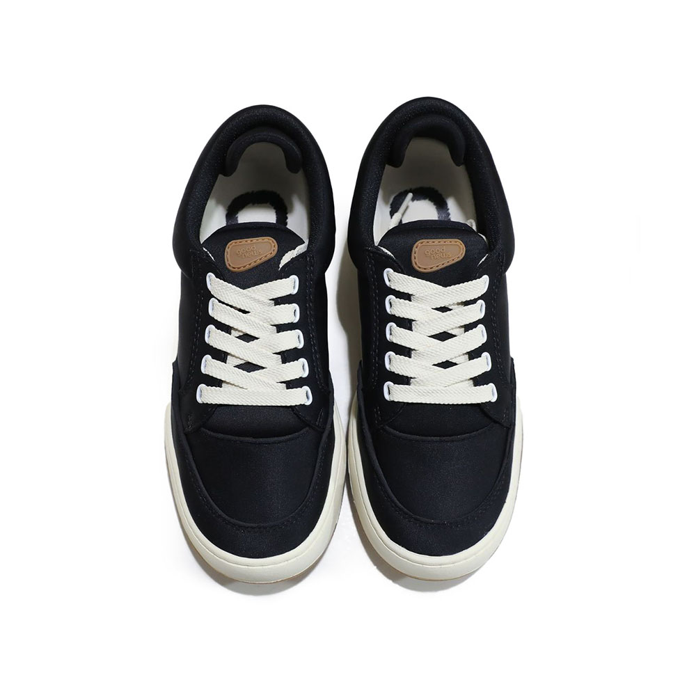 굿뉴스 블룸 스니커즈 블랙(Good News Bloom Sneakers Black) - 2