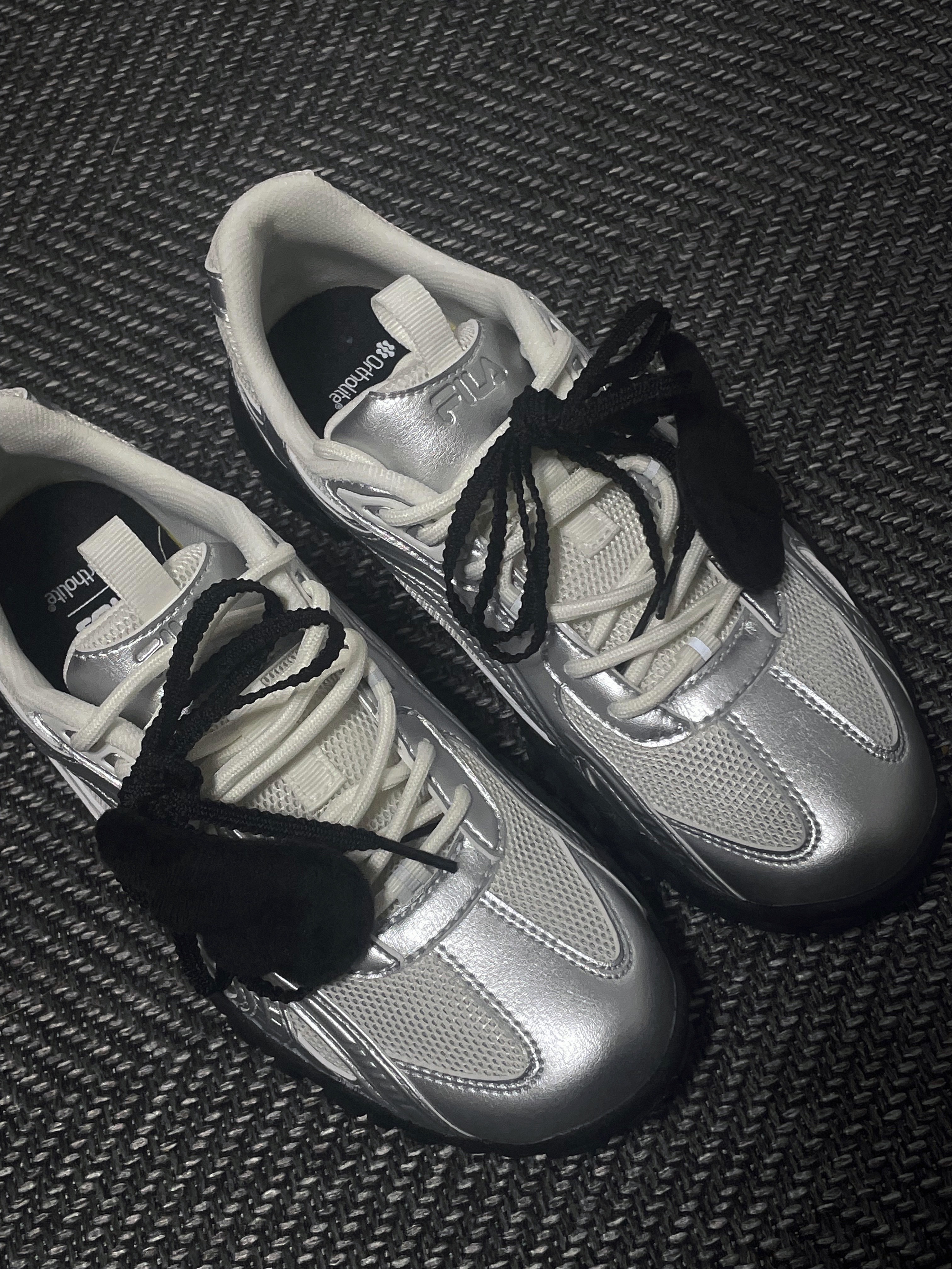 Fila Echappe MS Silver Moon 착용 스타일 - 10
