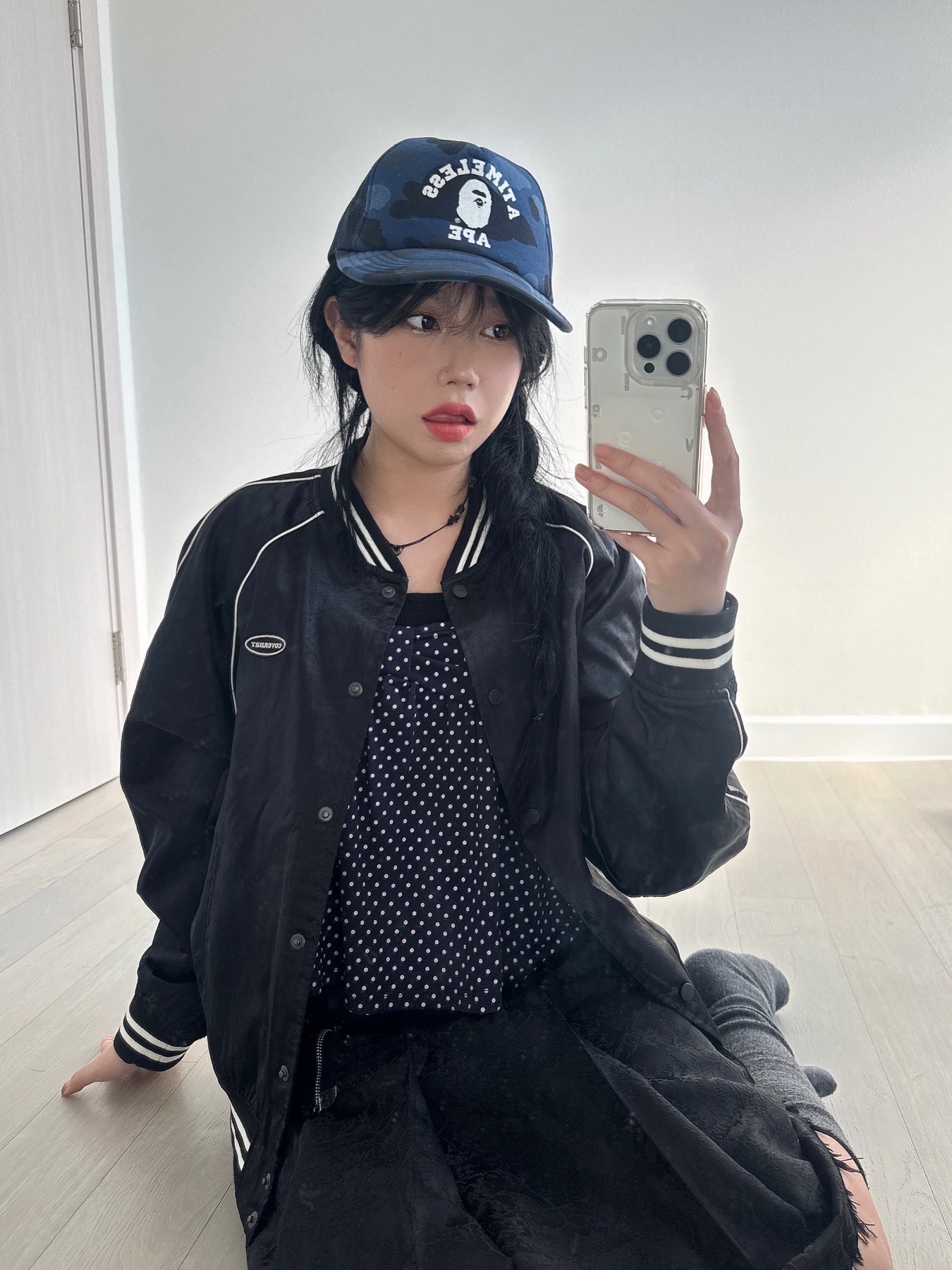BAPE x JJJJound Color Camo College Mesh Cap Navy 착용 스타일 - 1