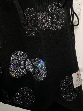 Joseph&Stacey Lucky Pleats Knit Cross Big Hello Kitty Ribbon Rich Black 착용 스타일 - 2