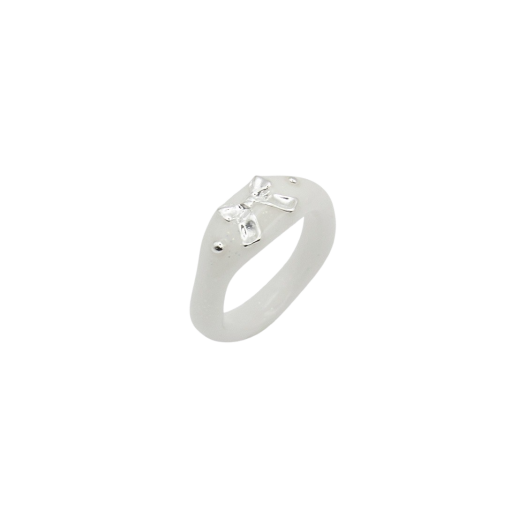 [韓国人気ジュエリー] nff Rose Solitaire Ring White rose solitaire ring-white - 감도 깊은 취향 셀렉트샵 29CM