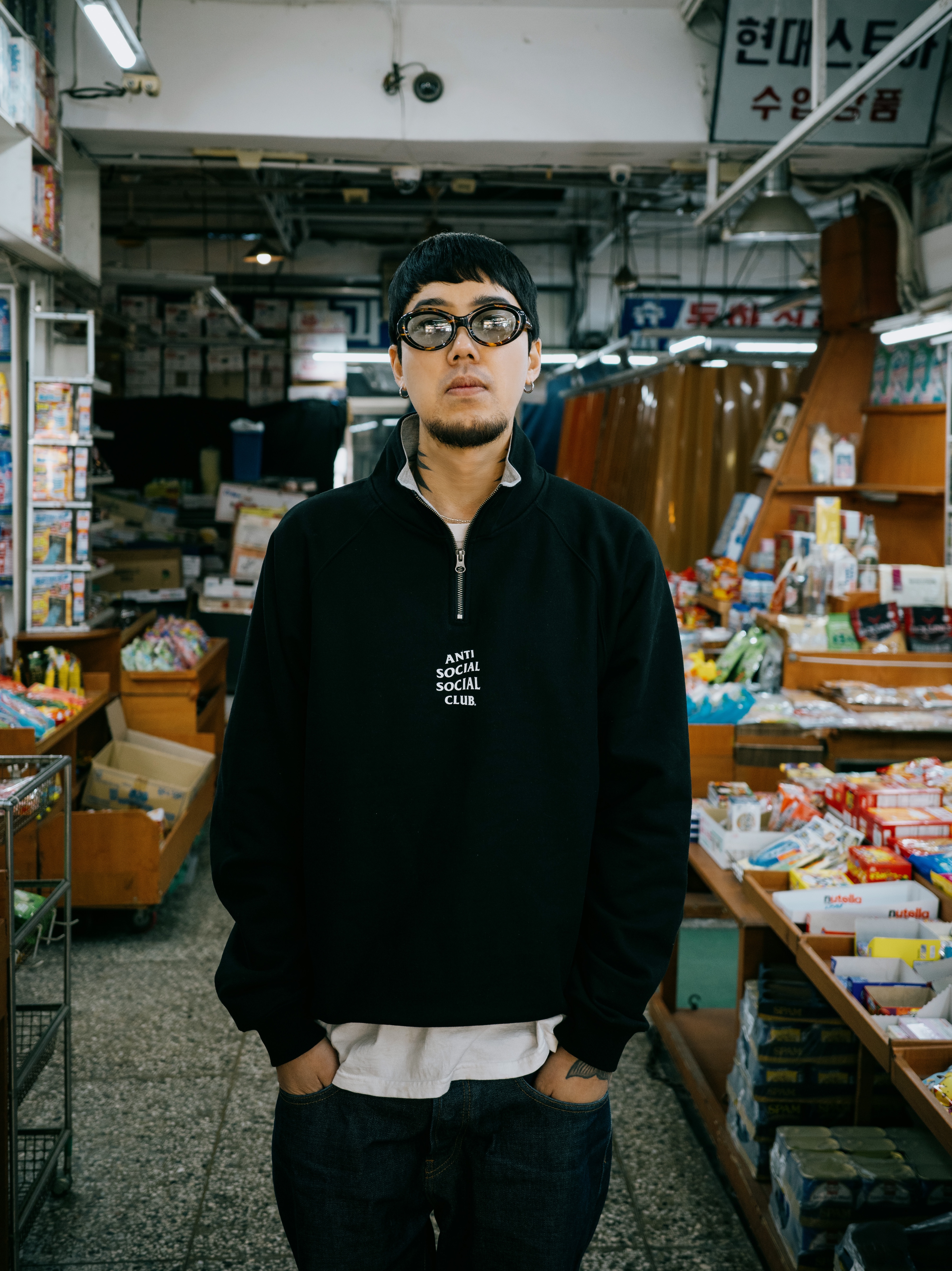 Hakusan Megane Mayfair Model Brown, Anti Social Social Club Half Zip-up Sweatshirts Black 착용 스타일 - 3