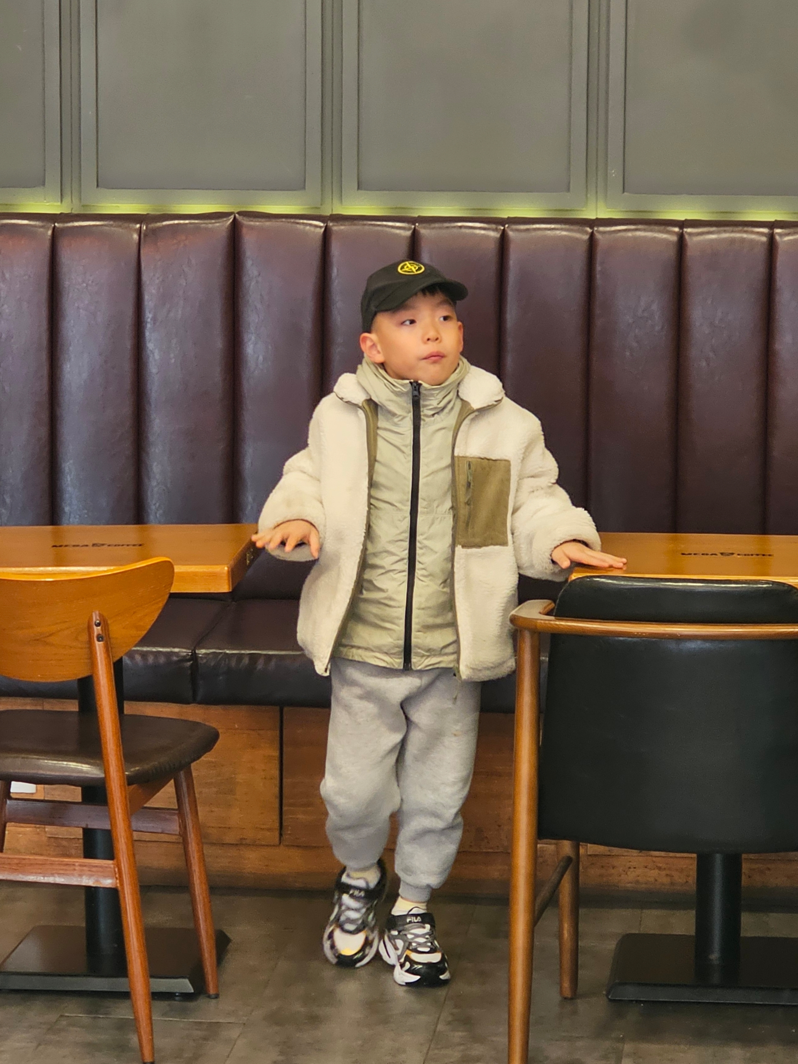(Kids) Stone Island 40233 Crinkle Reps Nylon Cotton Jersey Lining Hooded Jacket Pearl Grey - 24SS 착용 스타일