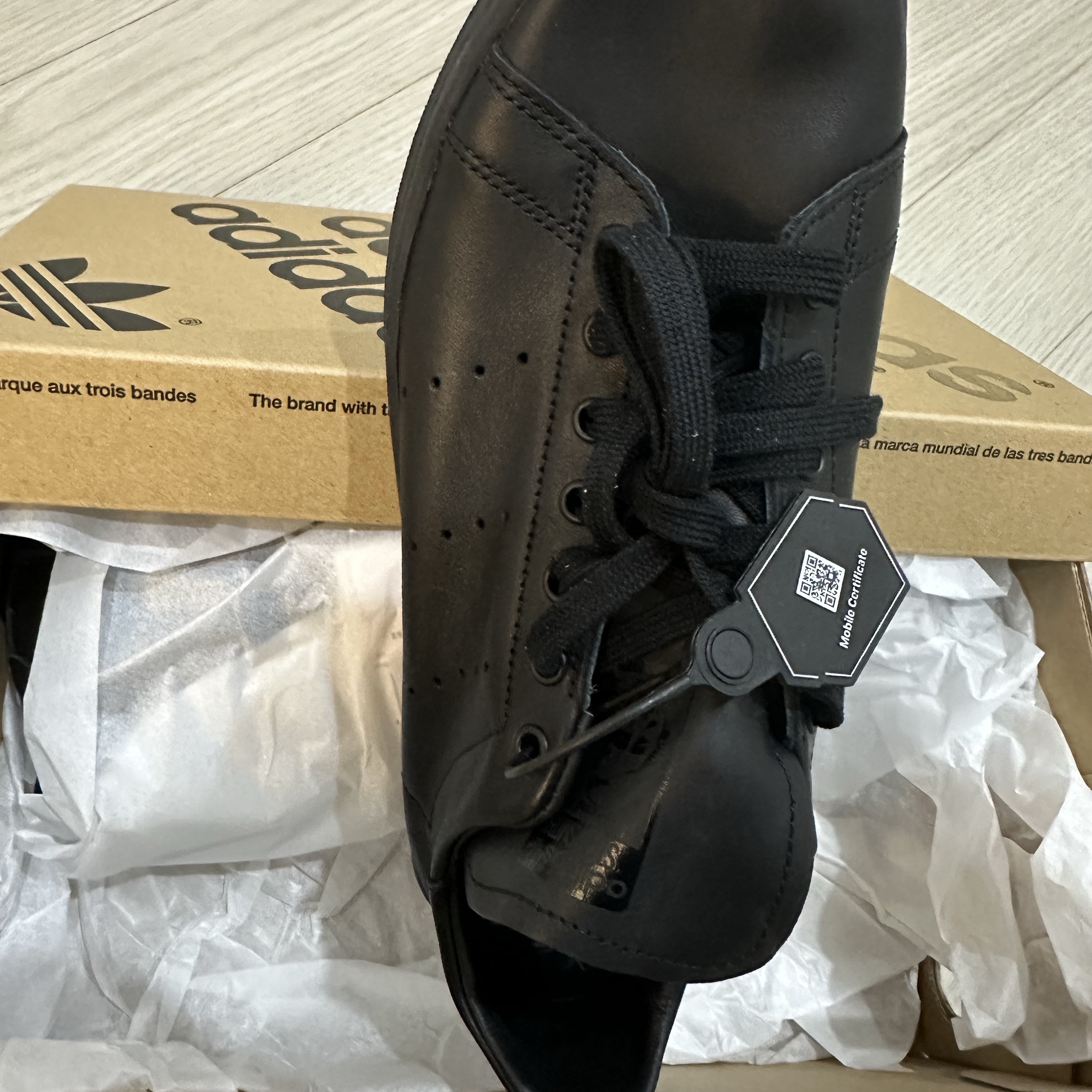 Adidas Stan Smith Decon Core Black 착용 스타일