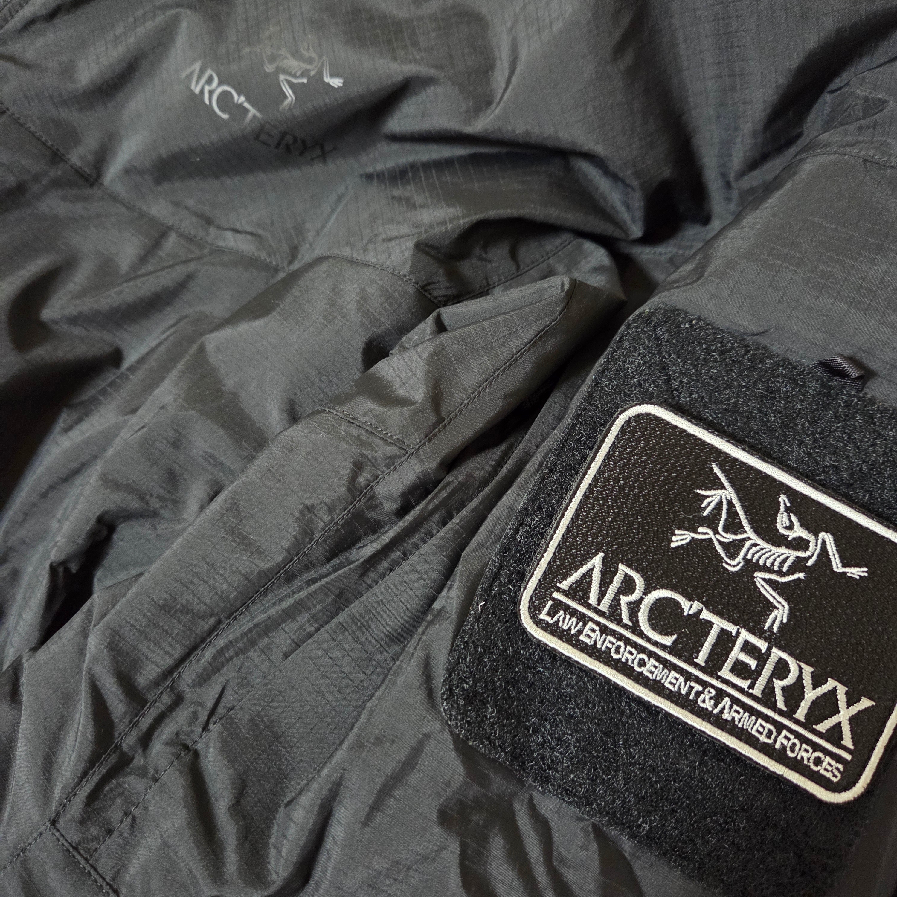 Arc'teryx LEAF Cold WX Hoody LT Gen 2.1 Black, Arc'teryx LEAF Cold WX Hoody LT Gen 2.1 Crocodile 착용 스타일 - 1