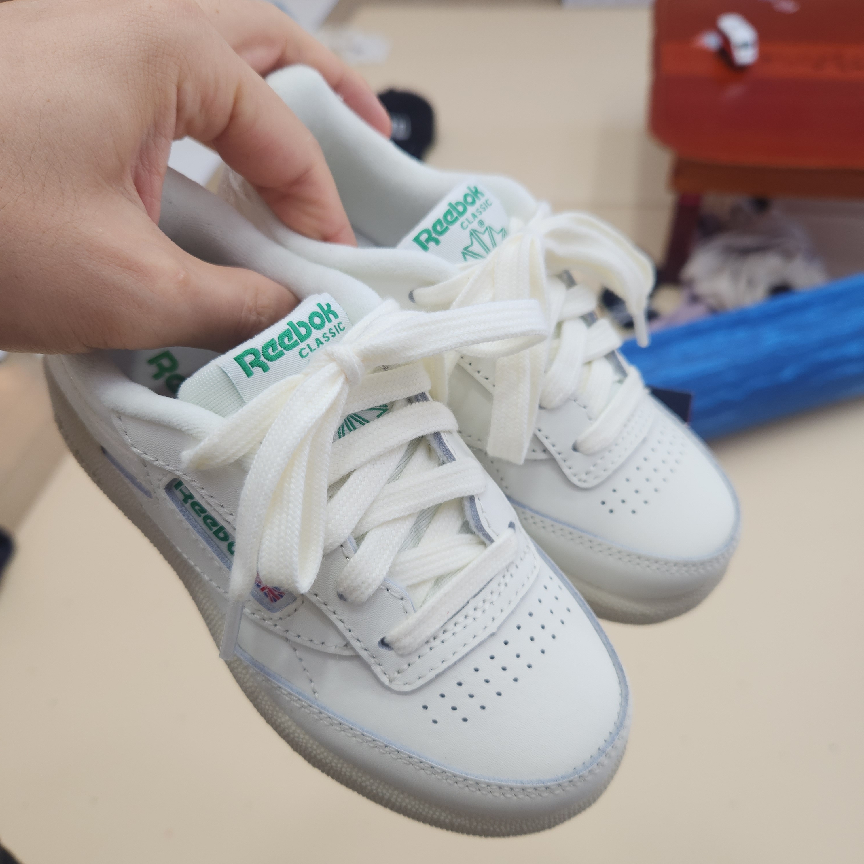 Reebok Club C Kids Cream 착용 스타일