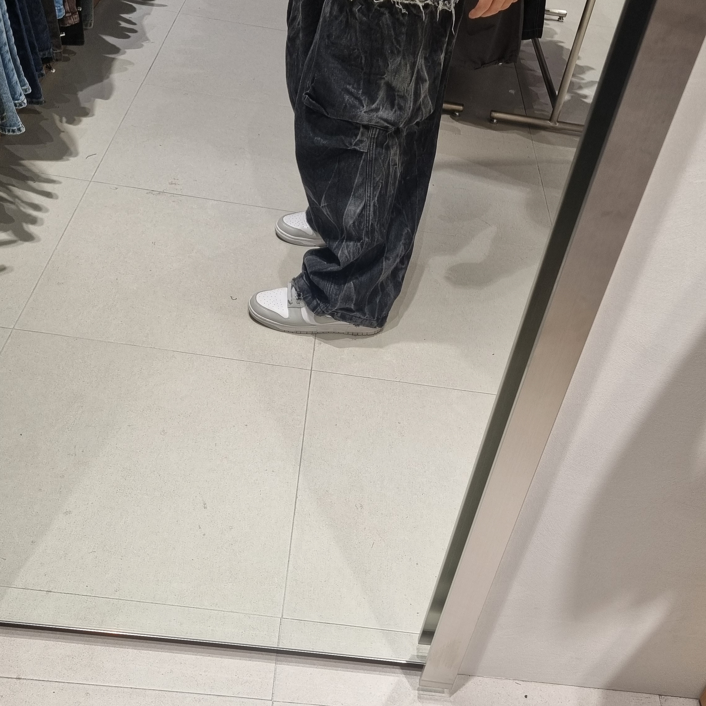 Nike Dunk Low Retro Grey Fog 착용 스타일