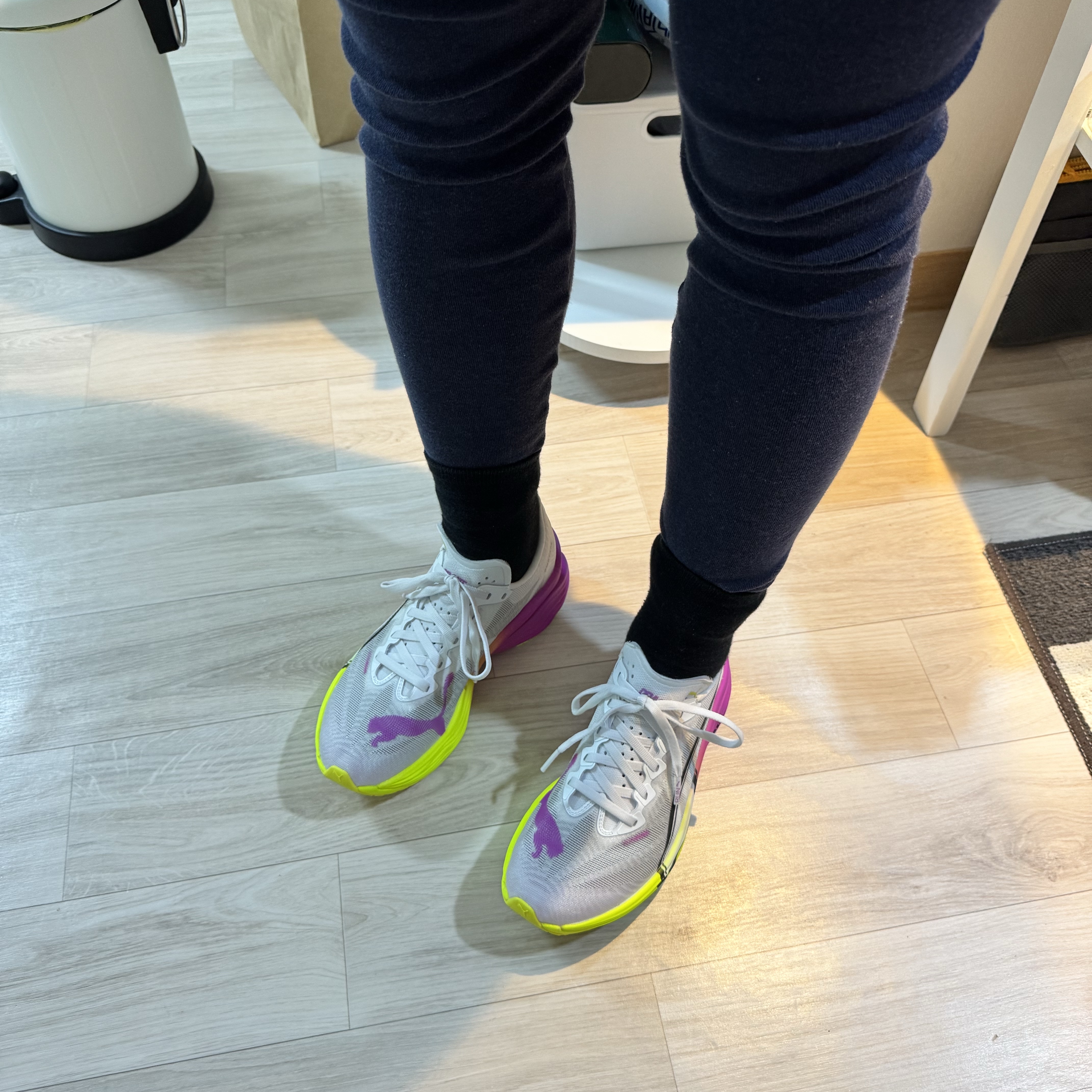 Puma Deviate Nitro Elite 3 White Pure Magenta 착용 스타일 - 2