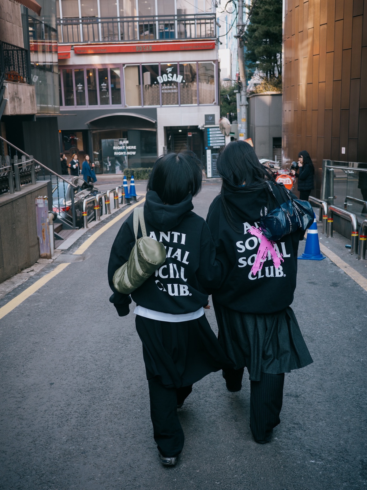 Porter All New Tanker Boston Bag Sage Green, Heritage Floss Patent Sports Gym Bag II Black 착용 스타일 - 2