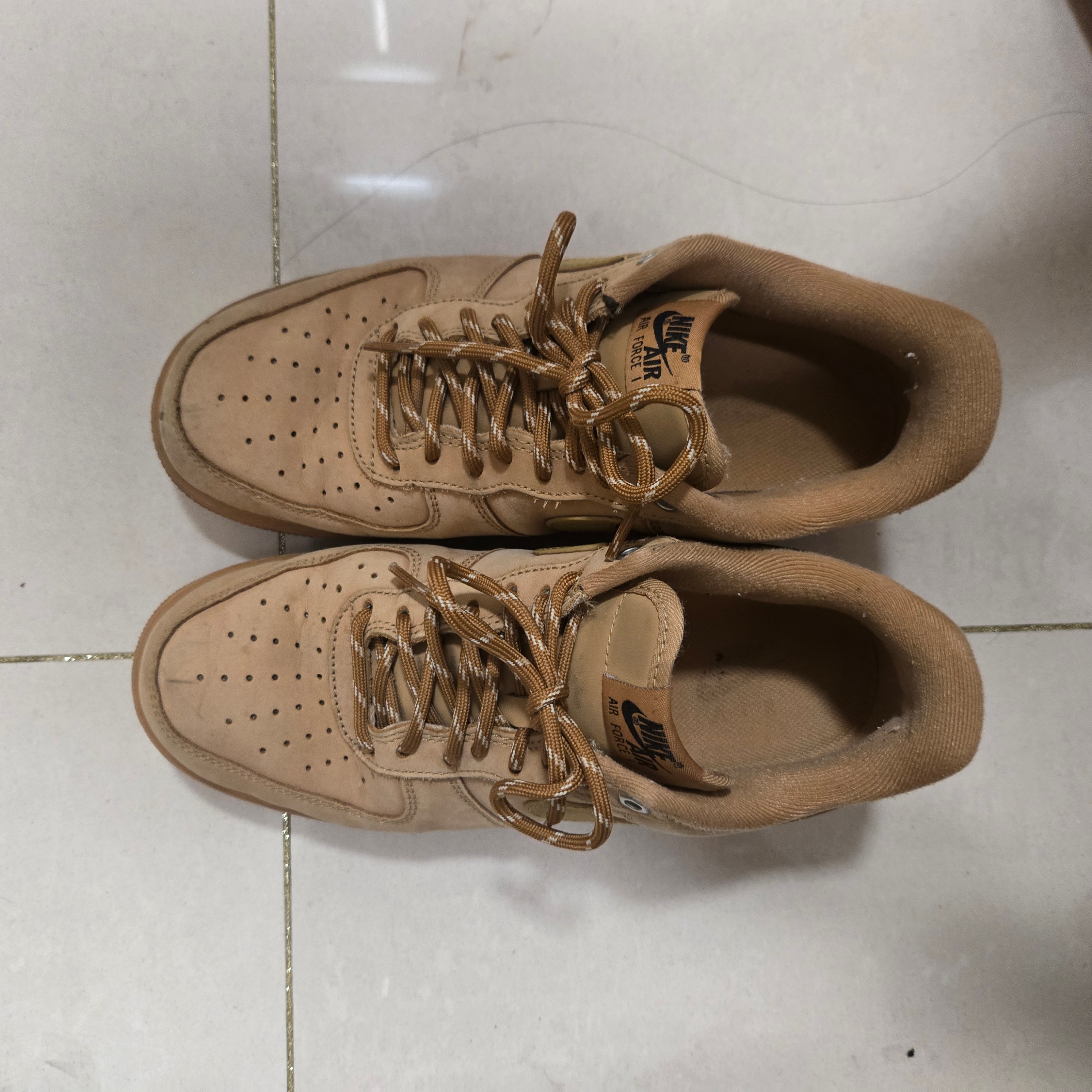 Nike Air Force 1 '07 WB Flax 착용 스타일
