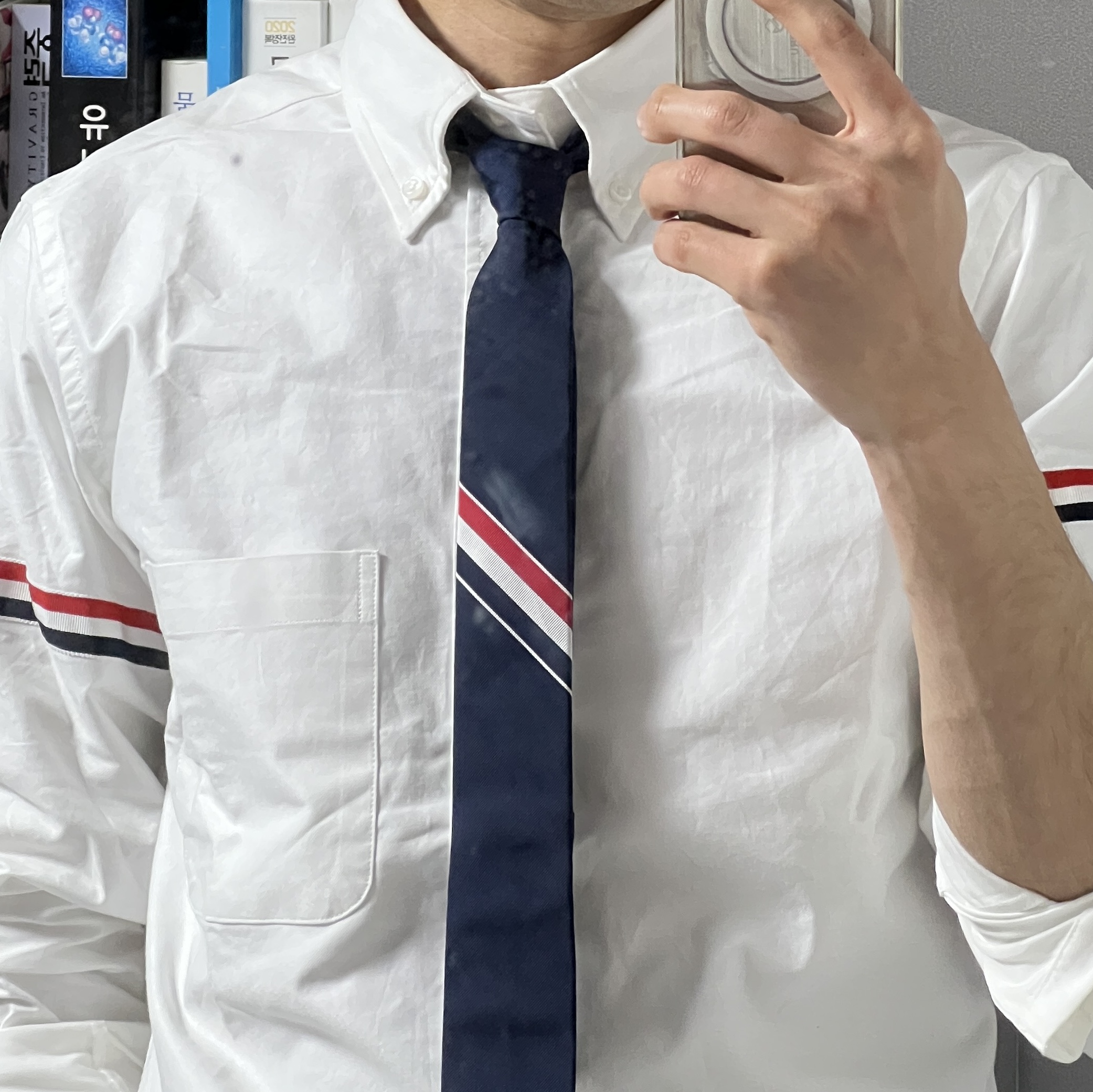 Thom Browne Grosgrain Stripe Tie Navy, Thom Browne Oxford Striped Grosgrain Armband Classic Shirt White 착용 스타일