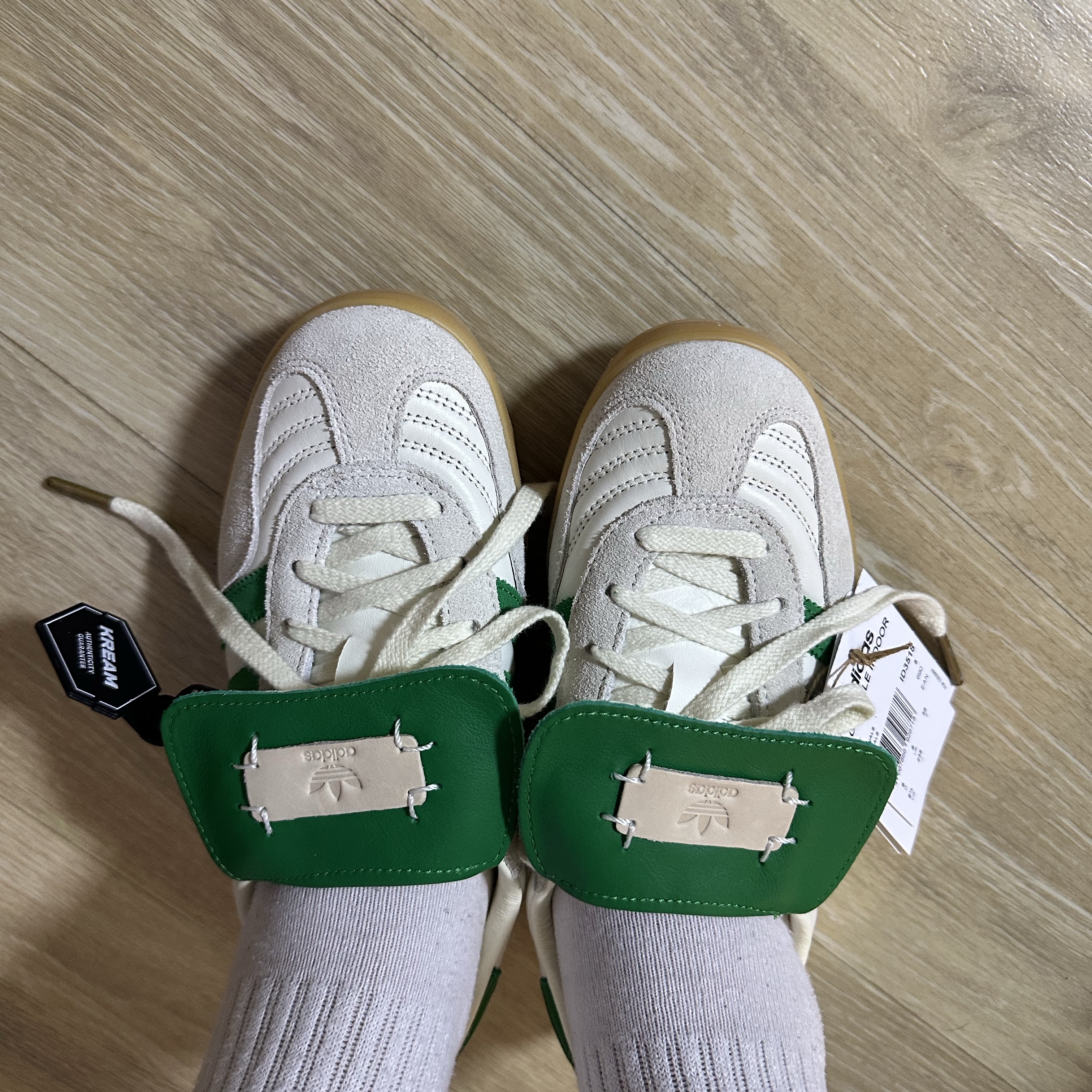 Adidas x Foot Industry Gazelle Indoor Off White Green 착용 스타일