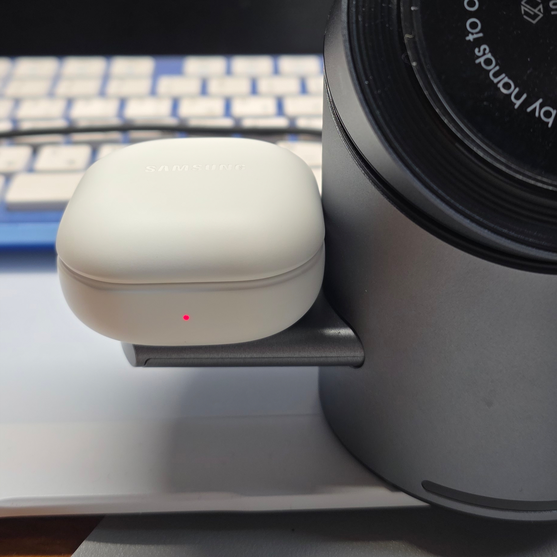 Samsung Galaxy Buds2 Pro White (Korean Ver.) 착용 스타일