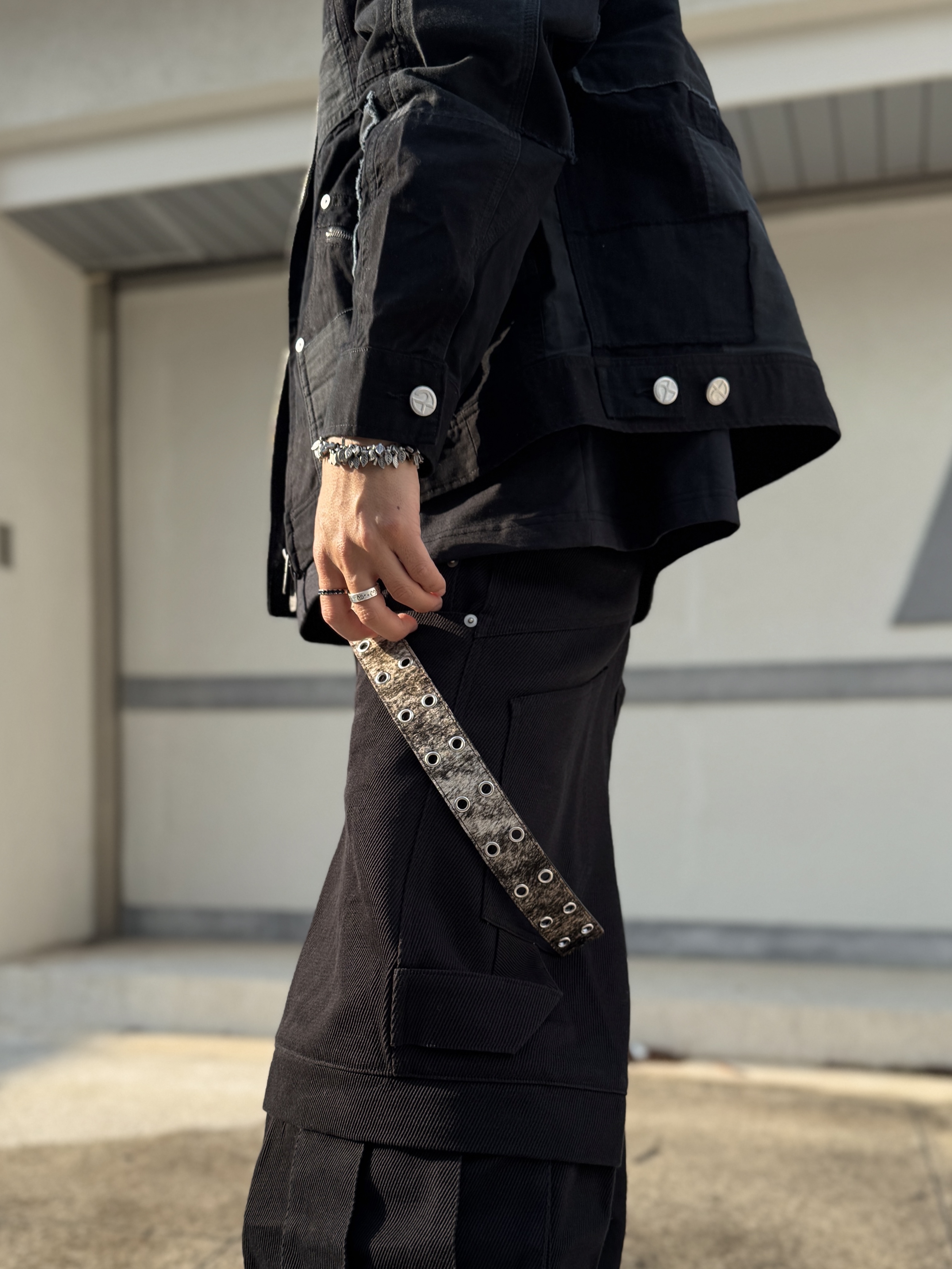 NOMANUAL Multi Panel Work Jacket Washed Black, Gentle Monster x Maison Margiela MM113 Black Clear 착용 스타일 - 5