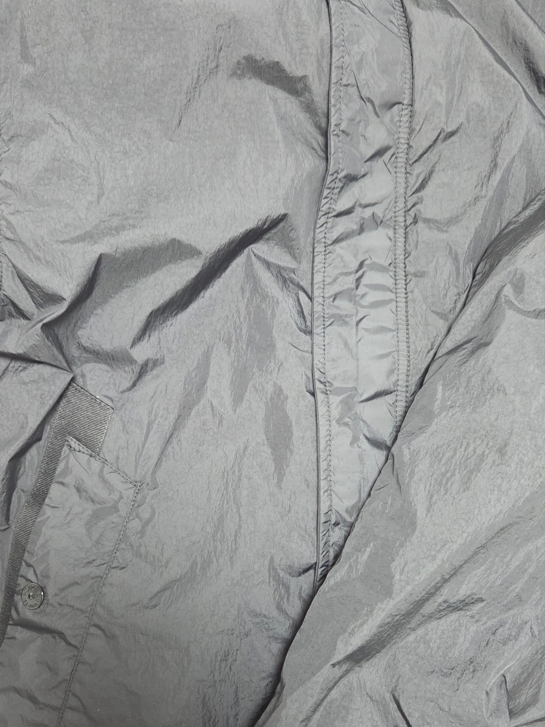 Stone Island S0A23 Crinkle Reps R-NY Wind Resistant Anti-Drop Hooded Jacket - 25SS 착용 스타일