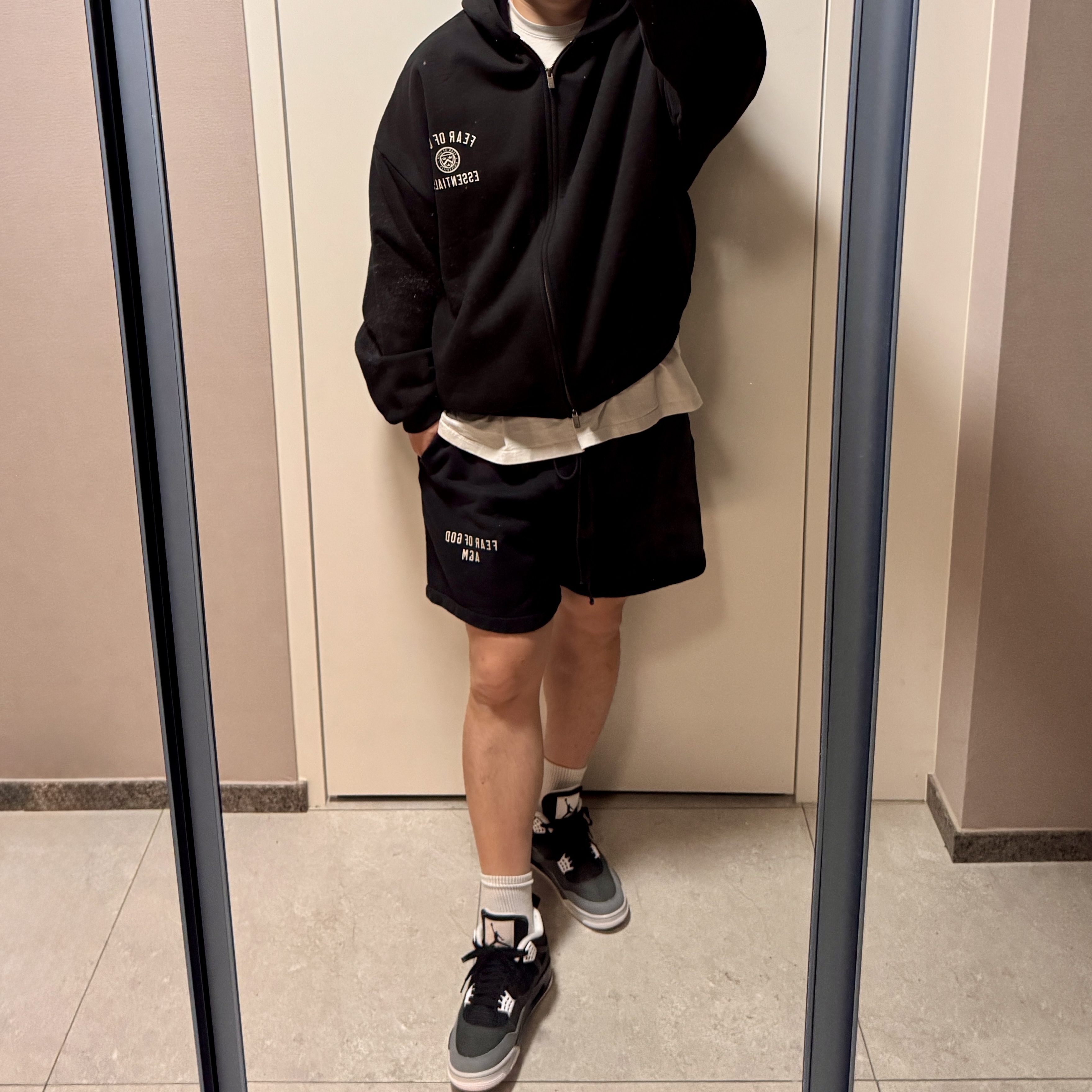 Essentials Heavy Fleece Full Zip Hoodie Black - 24FW, Jordan 4 Retro Fear 2024 착용 스타일 - 1