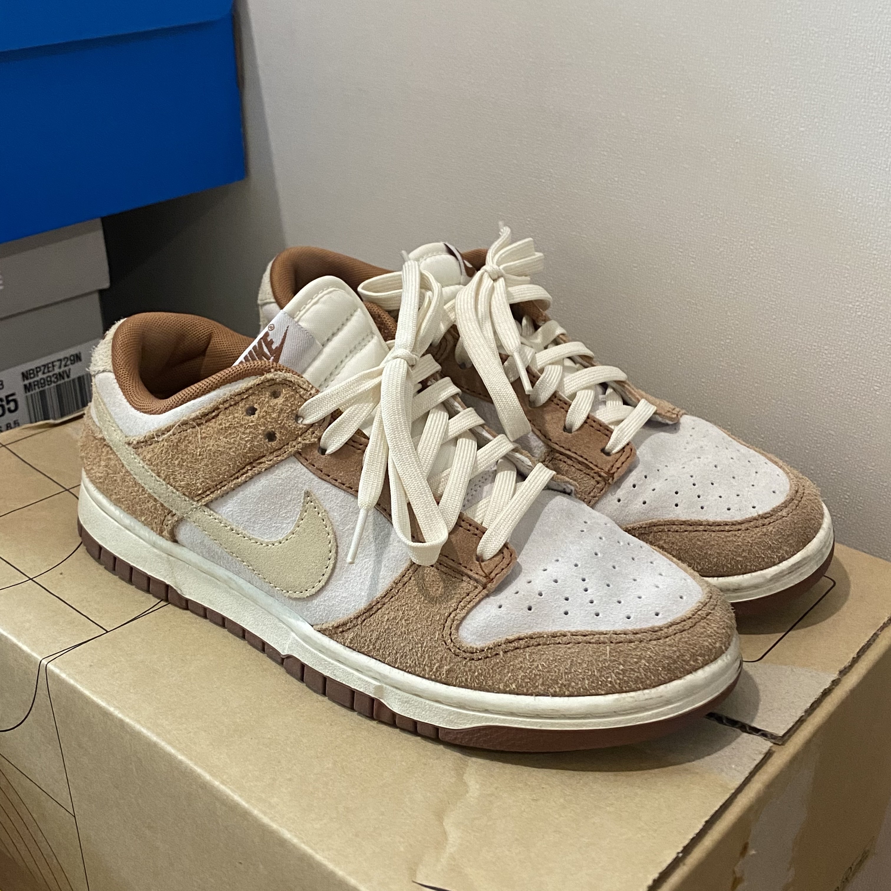 Nike Dunk Low Pro Premium Medium Curry 착용 스타일
