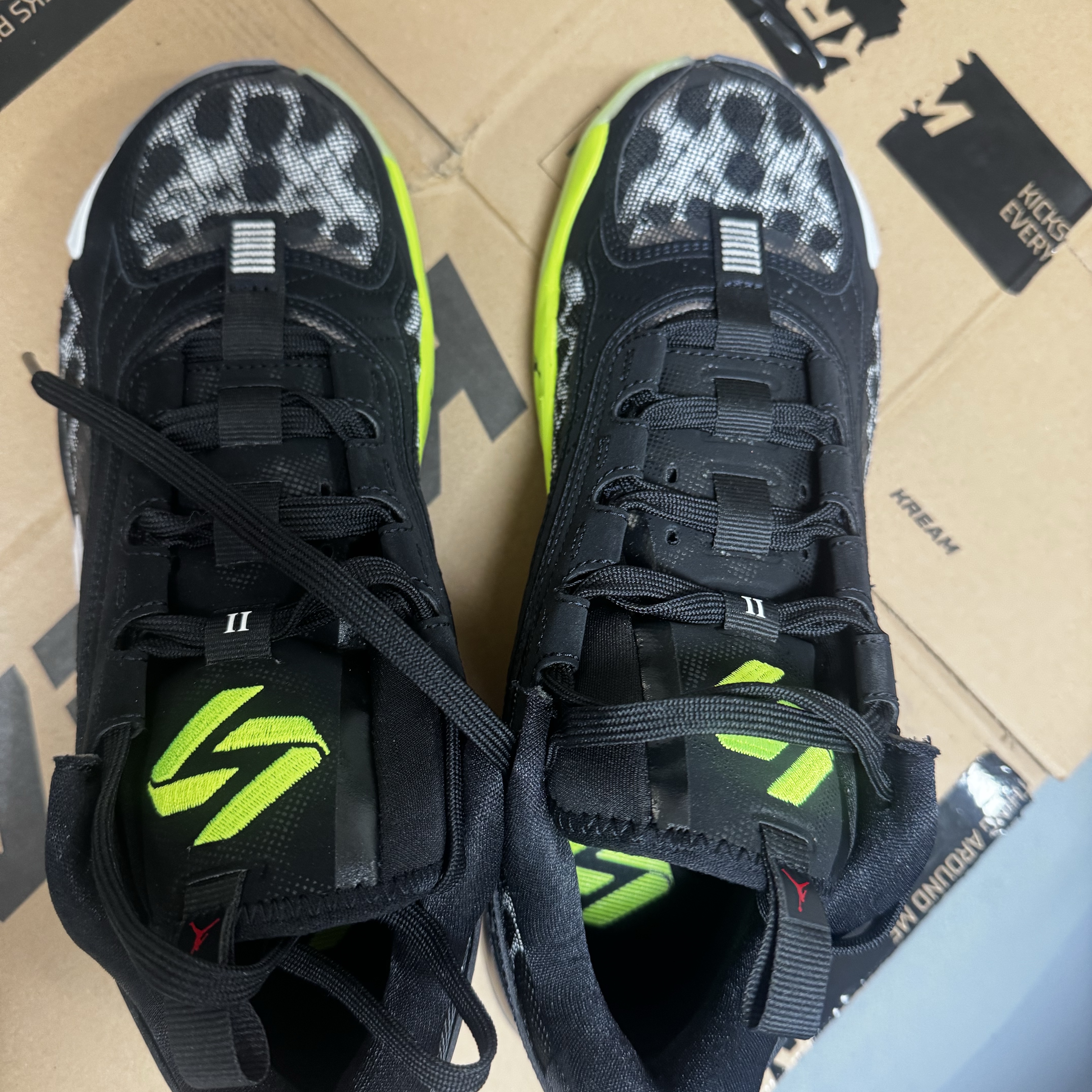 Jordan Luka 2 PF Black Volt 착용 스타일 - 2