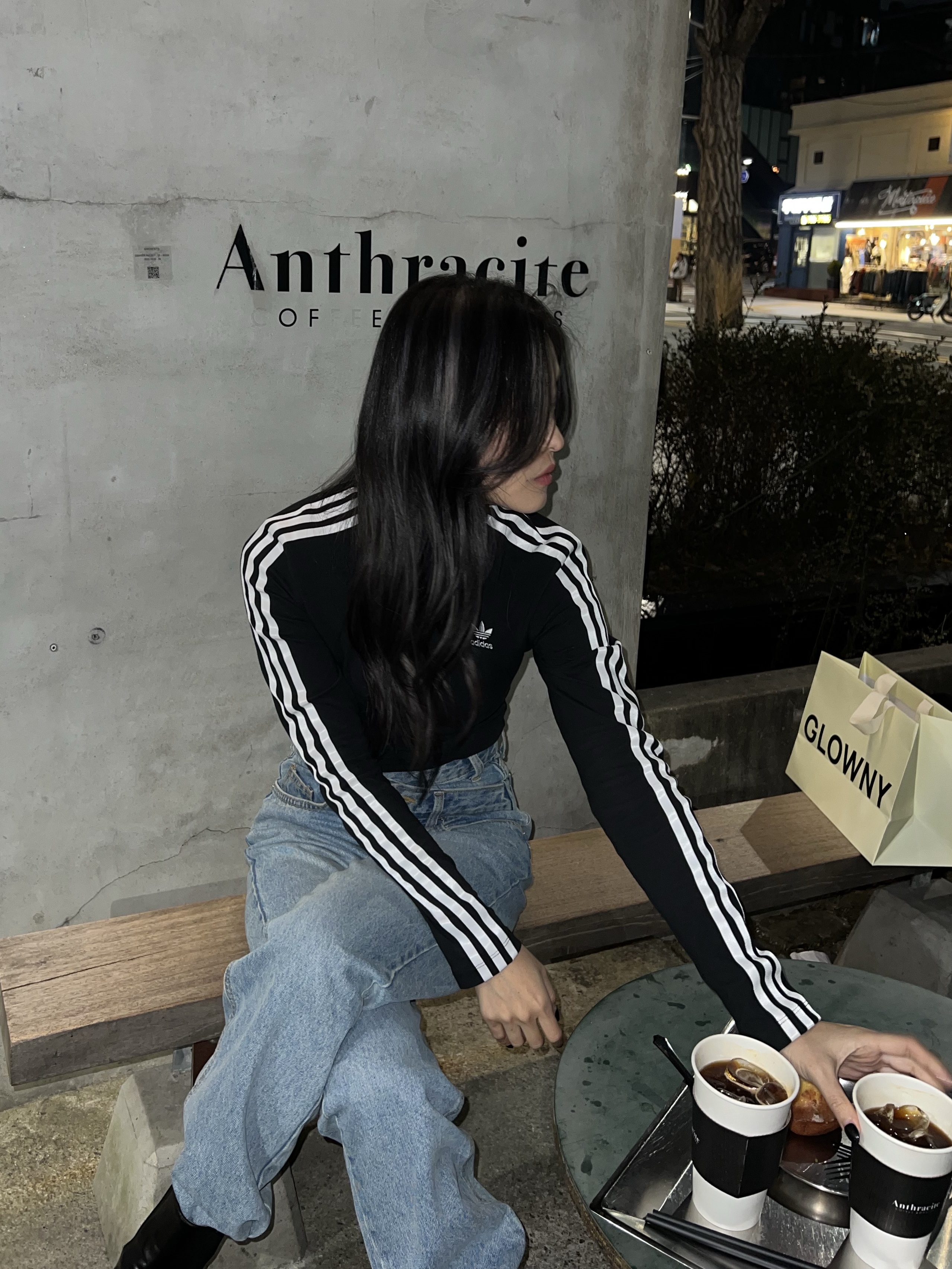 Adidas Adicolor Classics 3-Stripes Long Sleeve T-Shirt Black - KR Sizing 착용 스타일 - 2