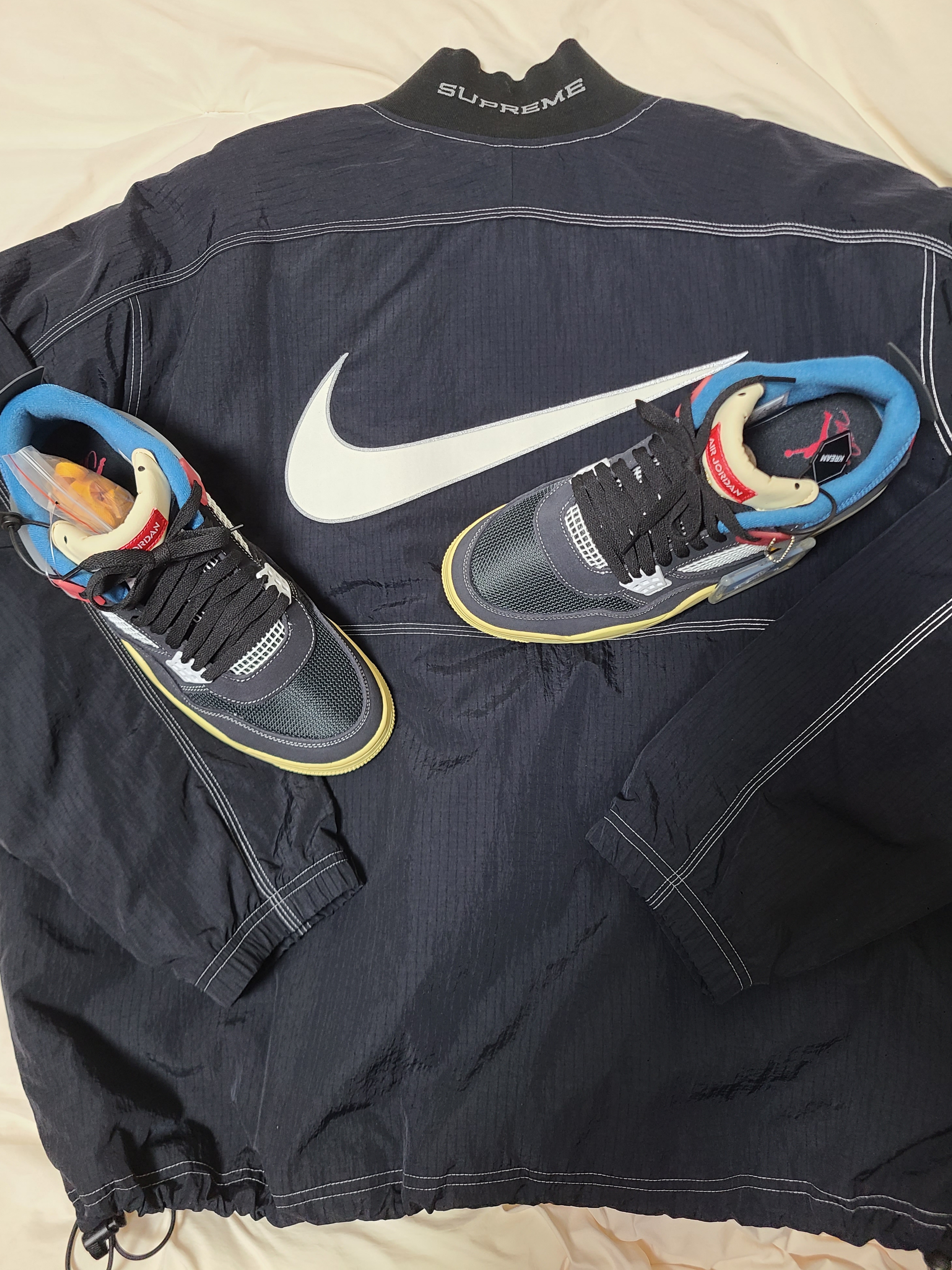 Supreme x Nike Ripstop Pullover Black - 24SS, Jordan 4 x Union Retro Off Noir 착용 스타일 - 3