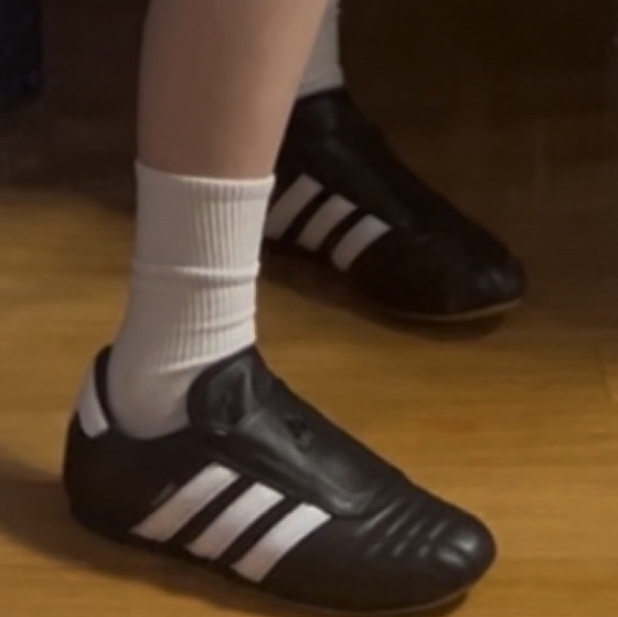 (W) Adidas Taekwondo Core Black Cloud White 착용 스타일 - 4