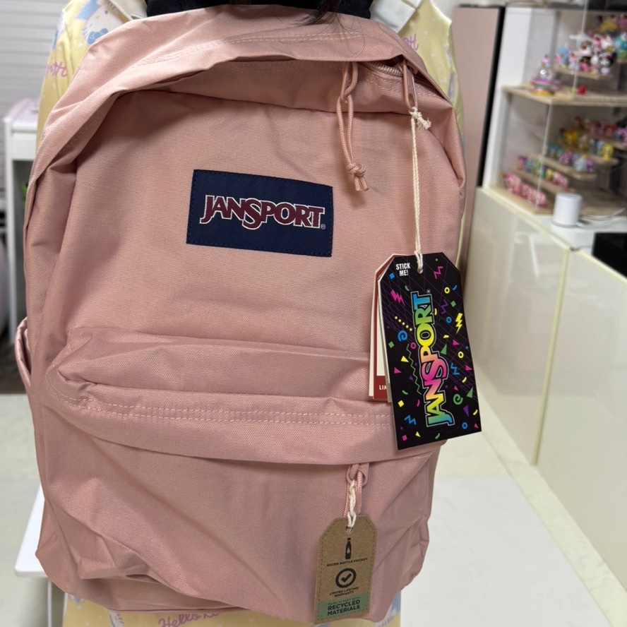 Jansport Superbreak Backpack Misty Rose 착용 스타일
