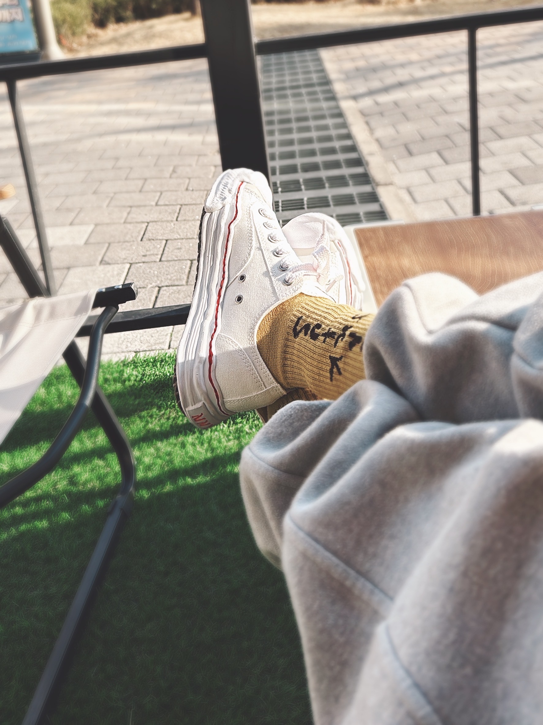 Maison Mihara Yasuhiro Hank OG Sole Canvas Low-top Sneakers White, Hermes Clic HH Bracelet Gold & Etain Mat 착용 스타일 - 3