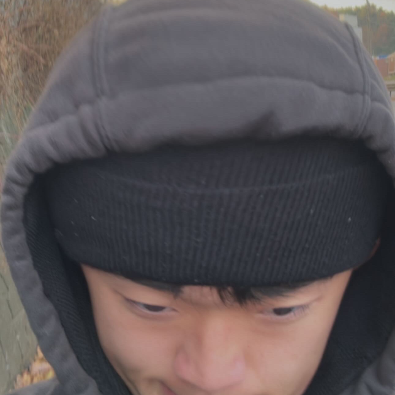 나이키 써마핏 리펠 신세틱 필 러닝 자켓 블랙 - 아시아, 이지 갭 후드 블랙 착용 스타일 - 3