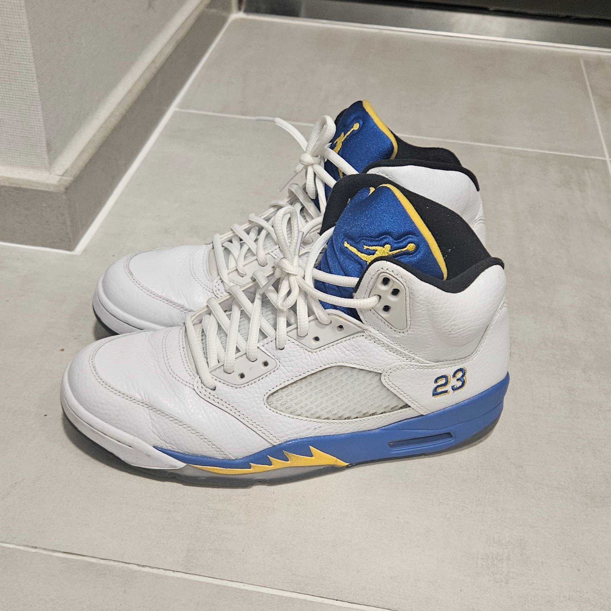 Jordan 5 Retro Laney 2013 착용 스타일