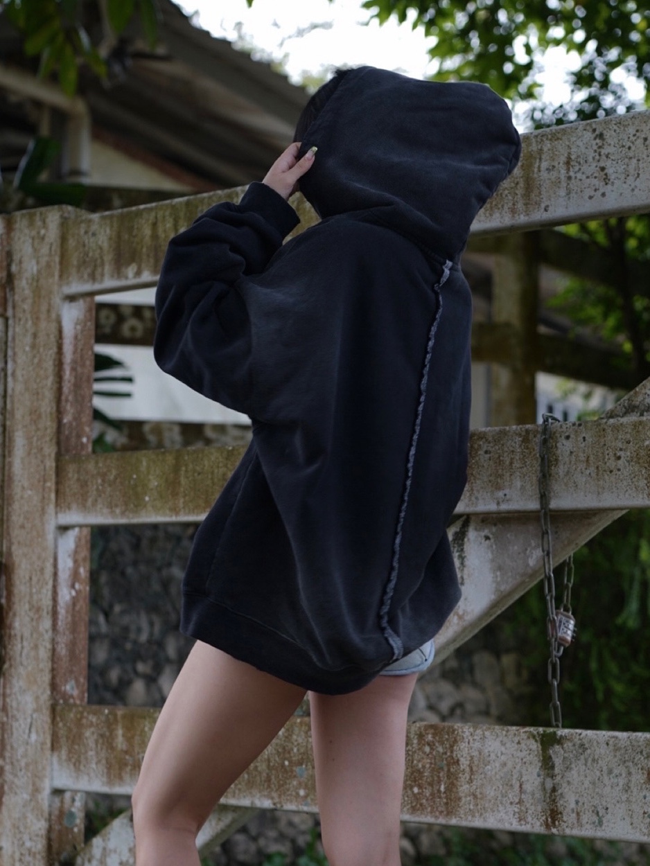 PHOS333 Hazzard 003 Michael with Phos Hoodie 착용 스타일 - 2
