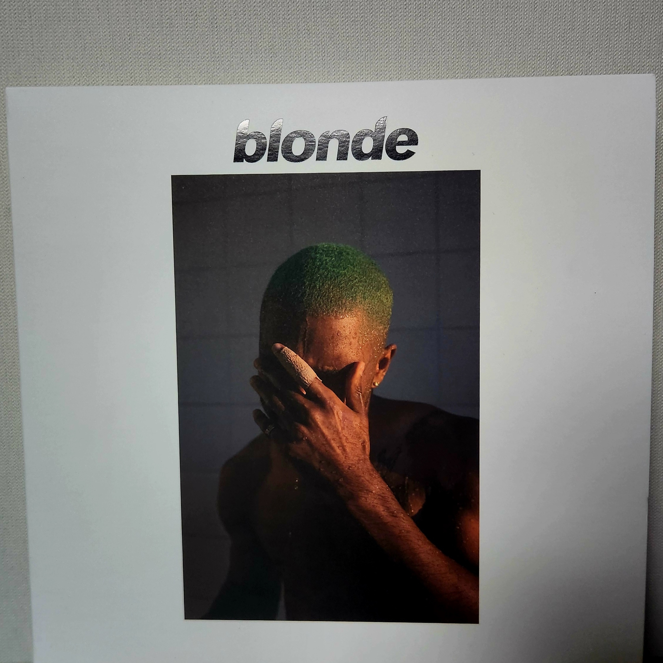 Frank Ocean Blonde Black (2LP) 착용 스타일