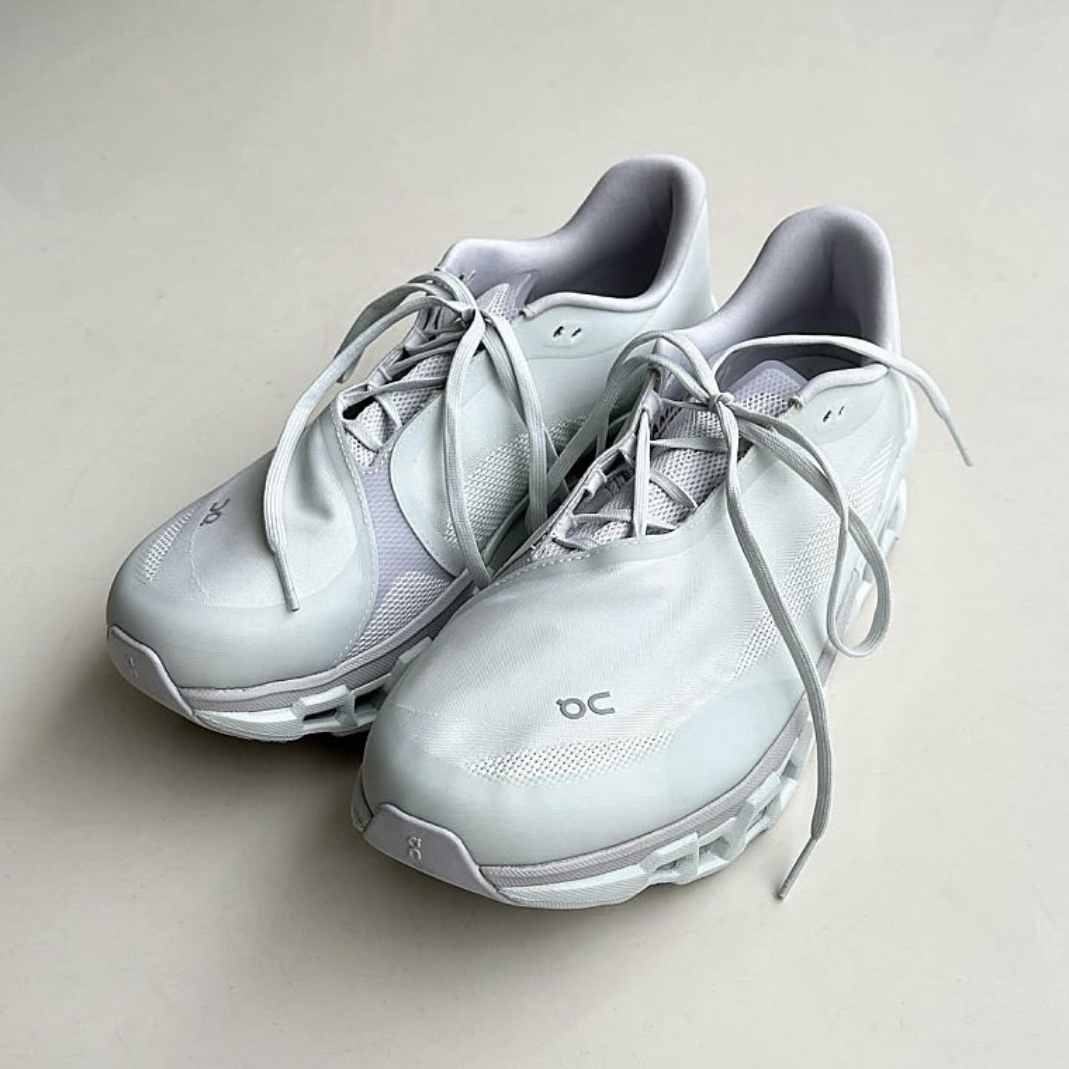 (W) On Running x Post Archive Faction (Paf) Cloudmonster 2 Vapor Frost 착용 스타일