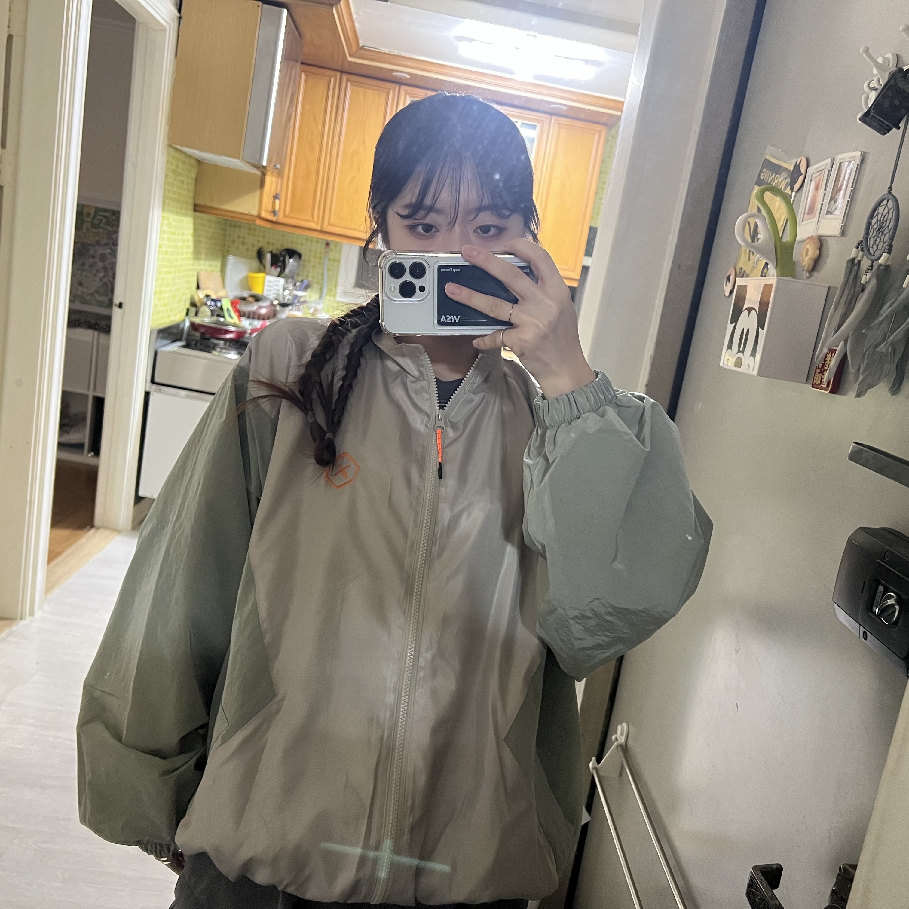 IAB Studio x Arcane Ekko Track Top Dust Orange 착용 스타일 - 2