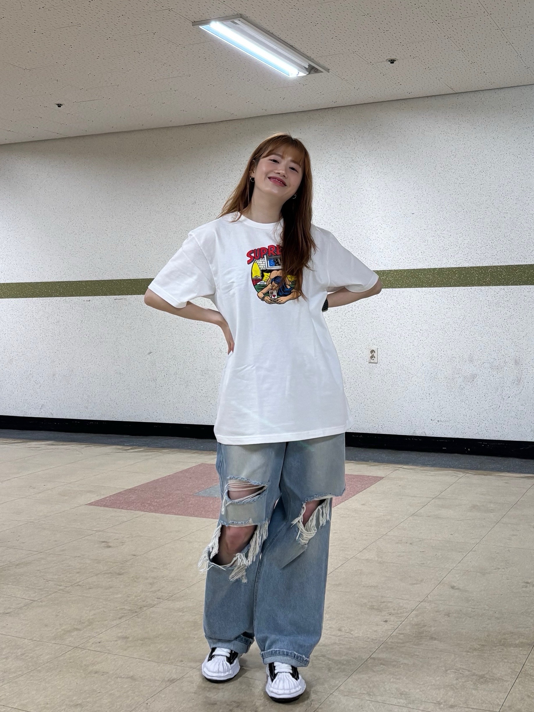 Supreme Bedroom T-Shirt White - 25SS, Maison Mihara Yasuhiro Blakey OG Sole Canvas Low-top Sneakers Black White 착용 스타일 - 4