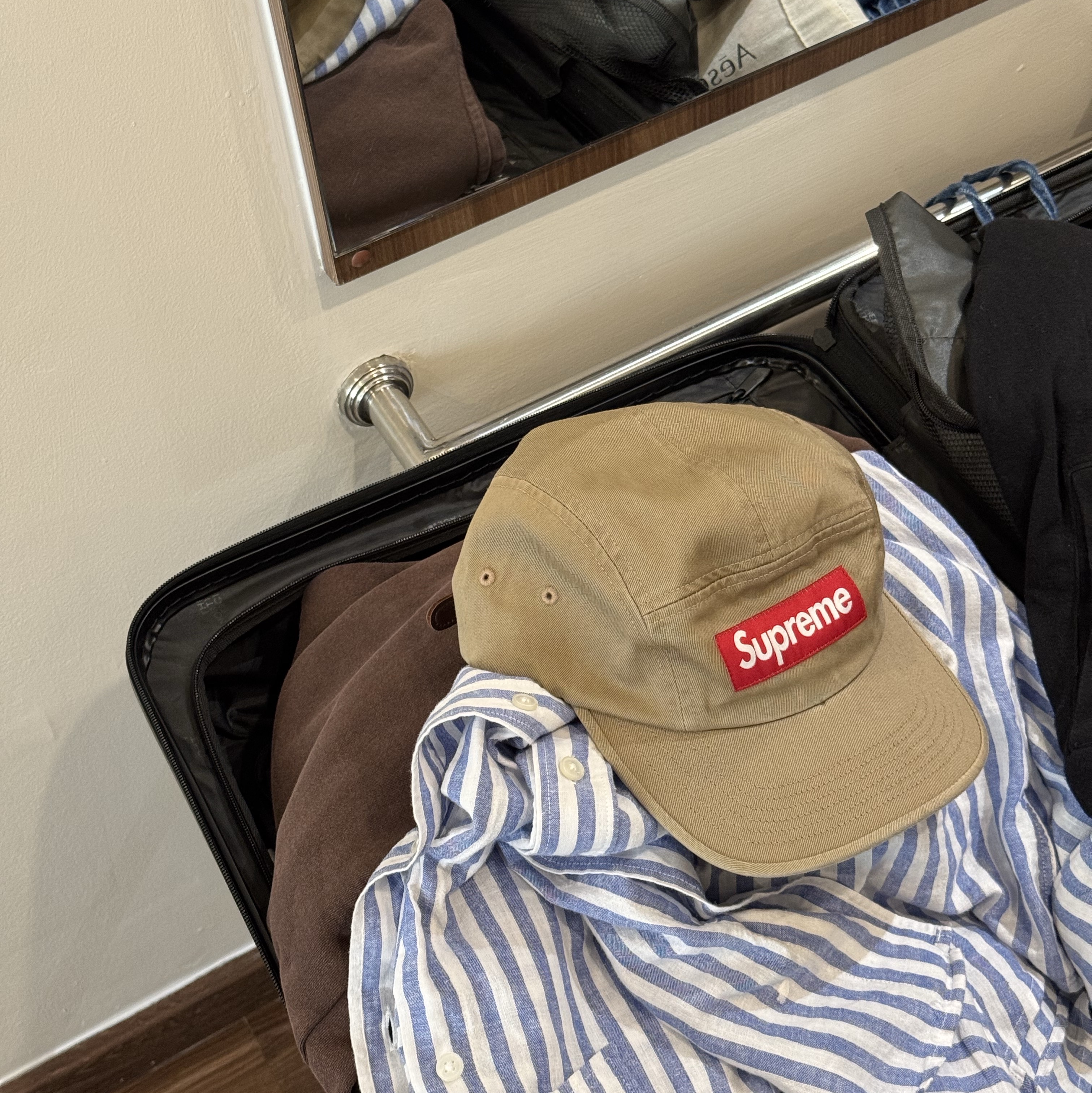 Supreme Washed Chino Twill Camp Cap Tan - 24FW 착용 스타일