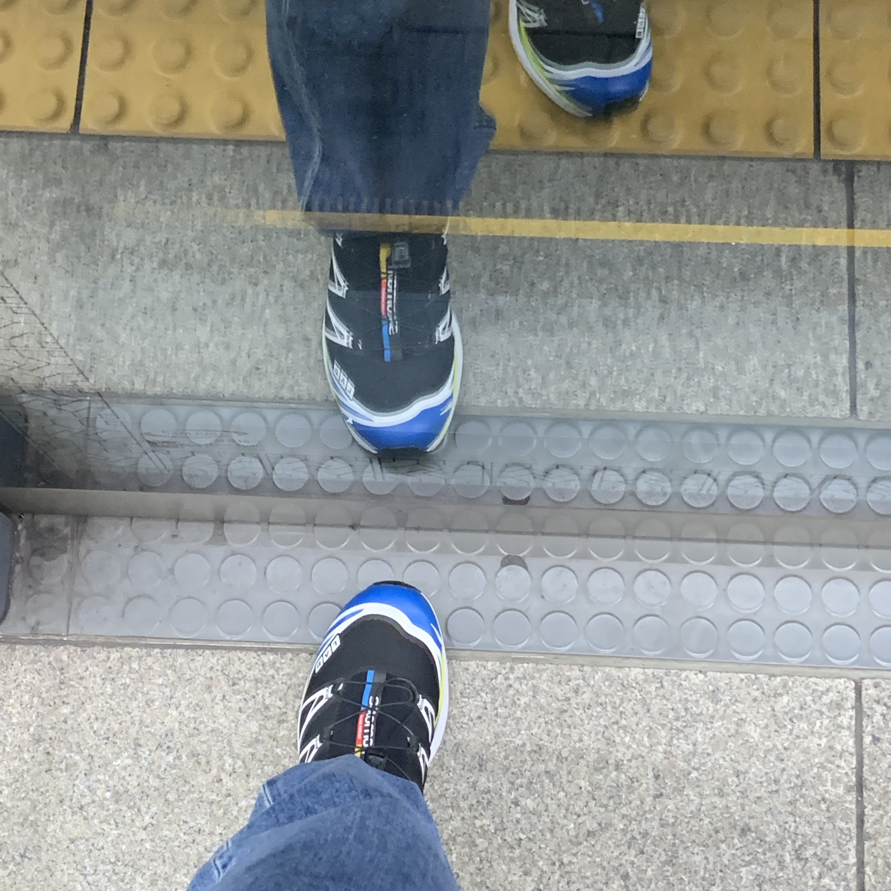 Salomon S/LAB XT-6 Softground ADV Black Snorkel Blue 착용 스타일