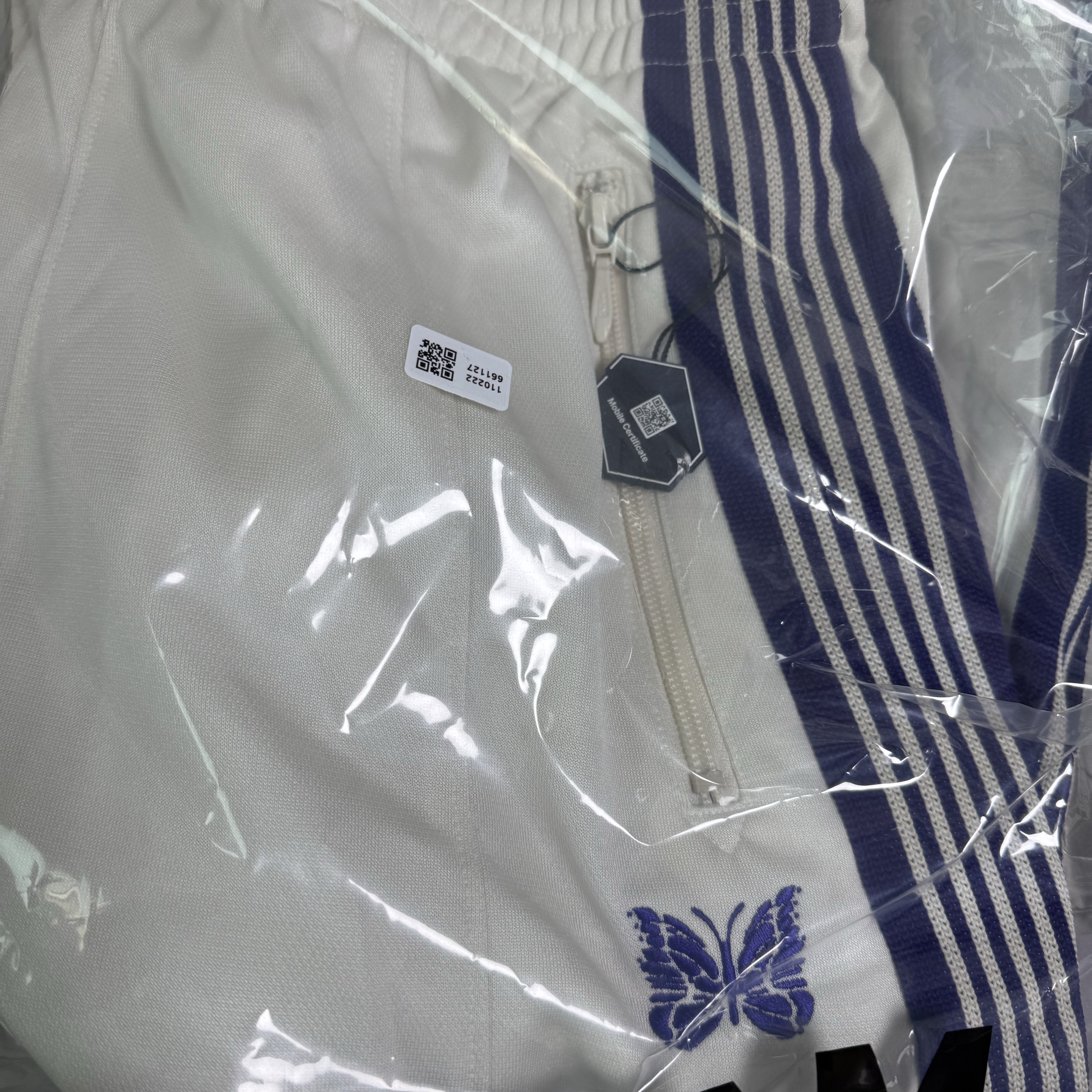 Needles H.D. Track Pants Poly Smooth White Purple 착용 스타일 - 3