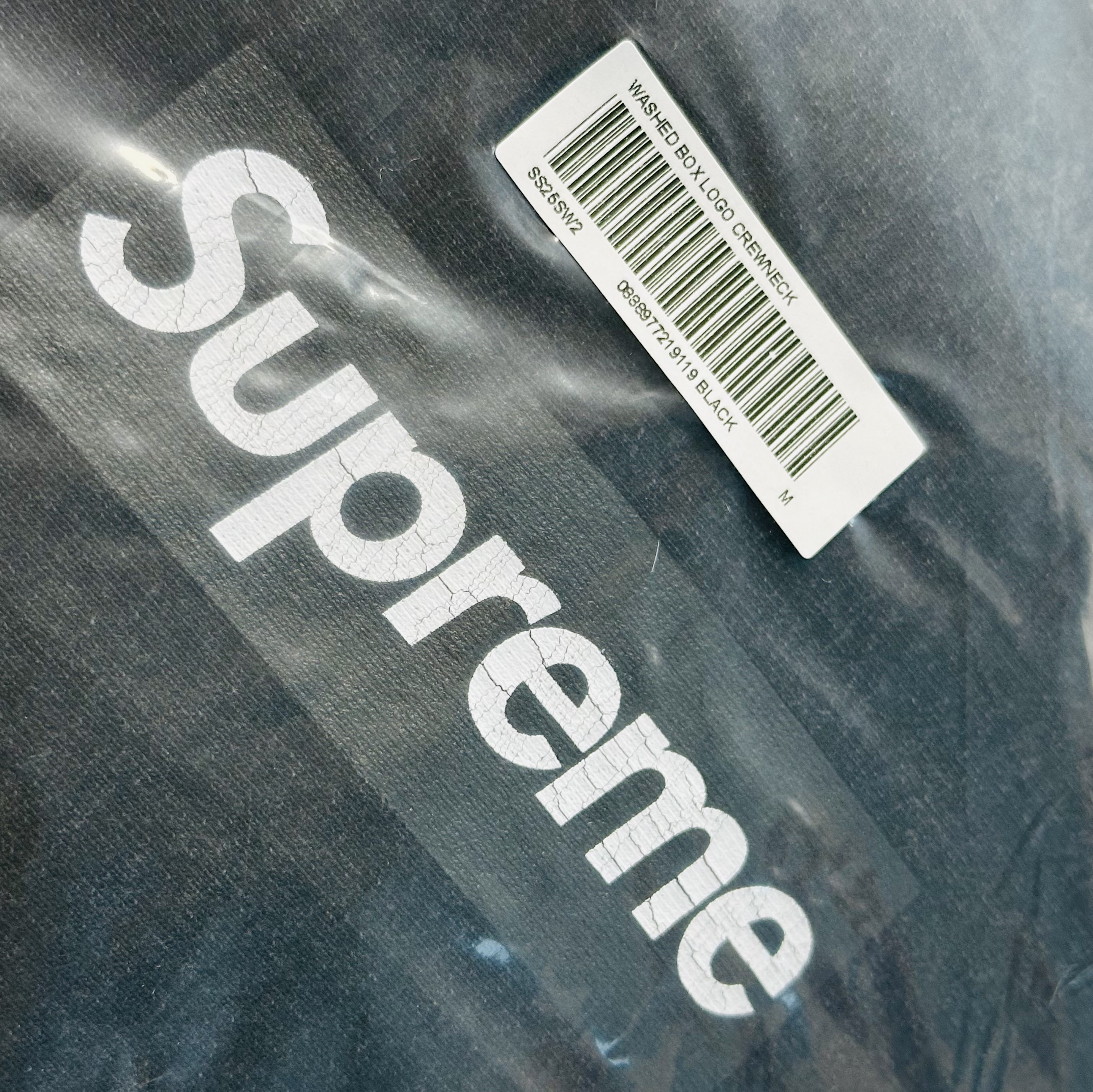 Supreme Washed Box Logo Crewneck Black - 25SS 착용 스타일