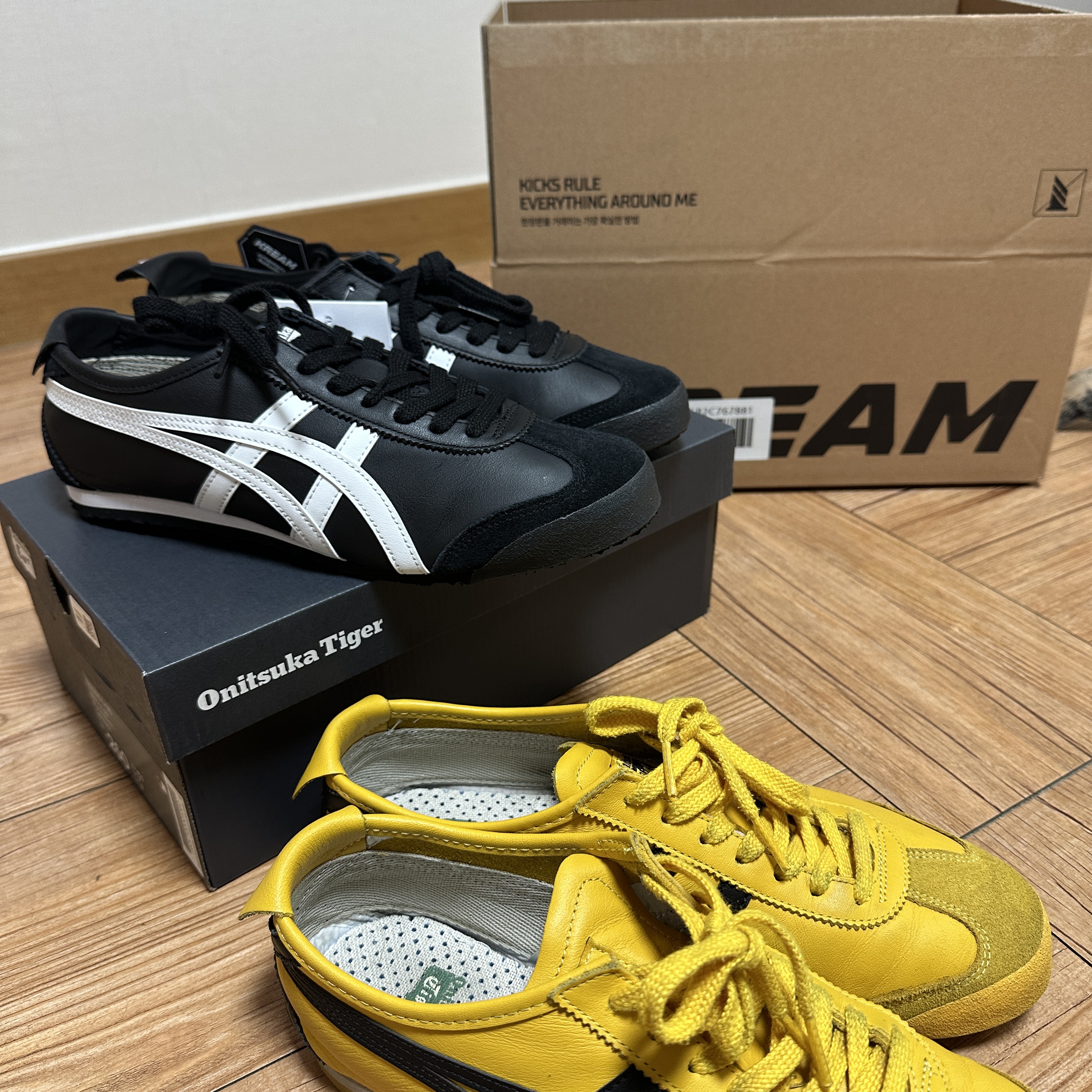 Onitsuka Tiger Mexico 66 Black White 착용 스타일