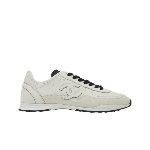 (W) Chanel Sneakers Calfskin Velvet Calfskin & White Black